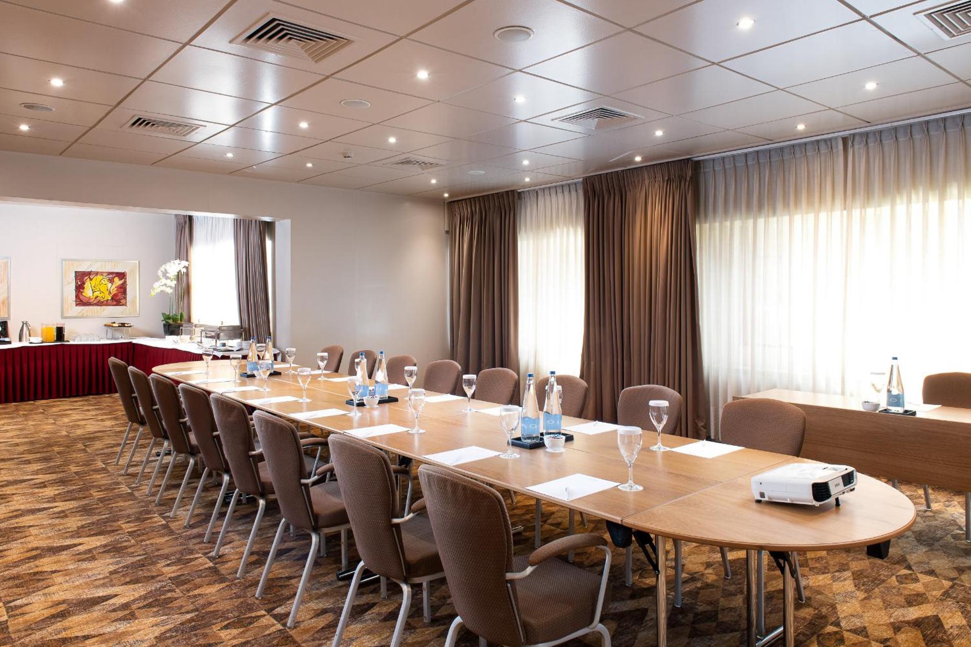Crowne Plaza Athens City Centre by IHG - Photo 101