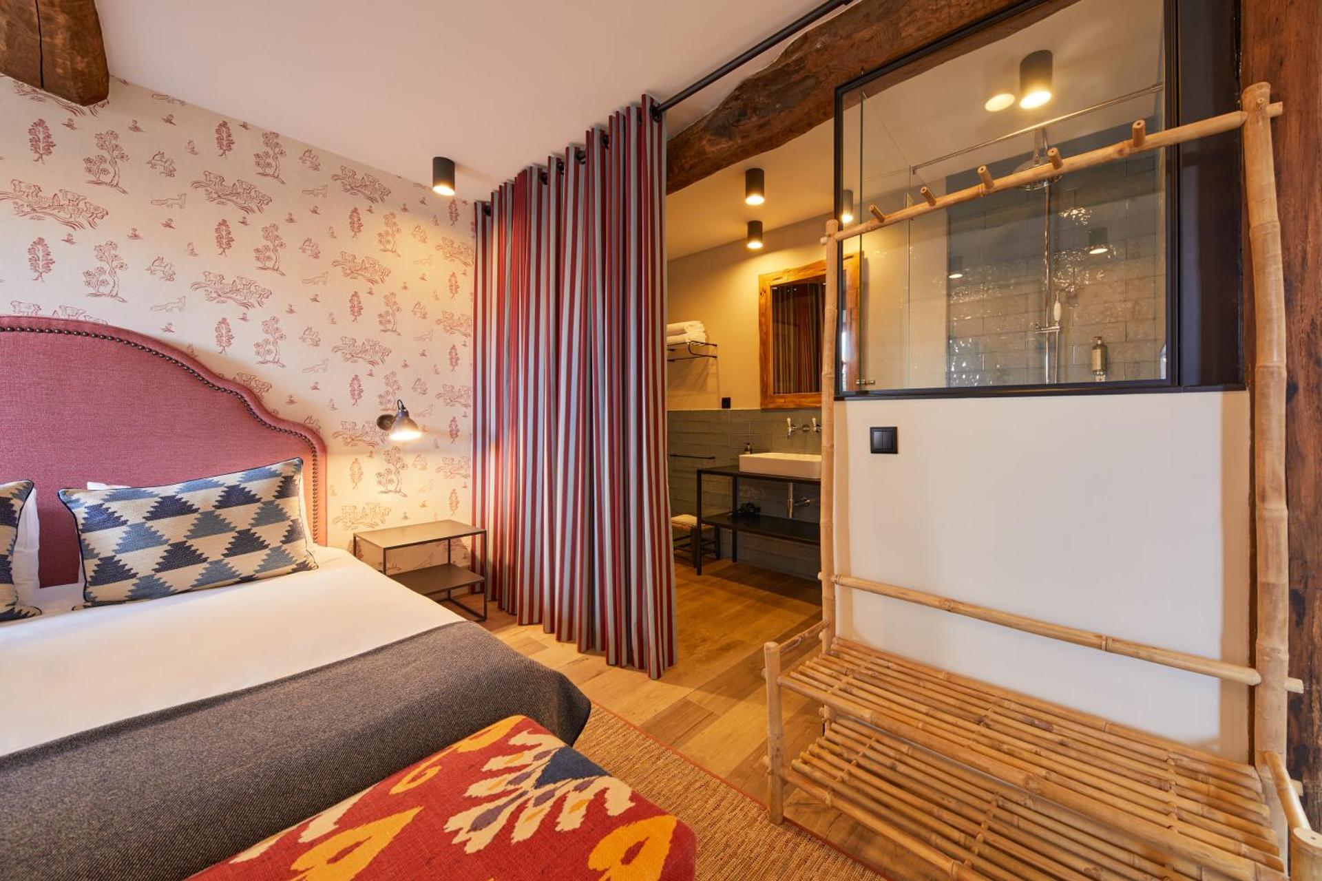 THE PINTA Boutique - Photo 18