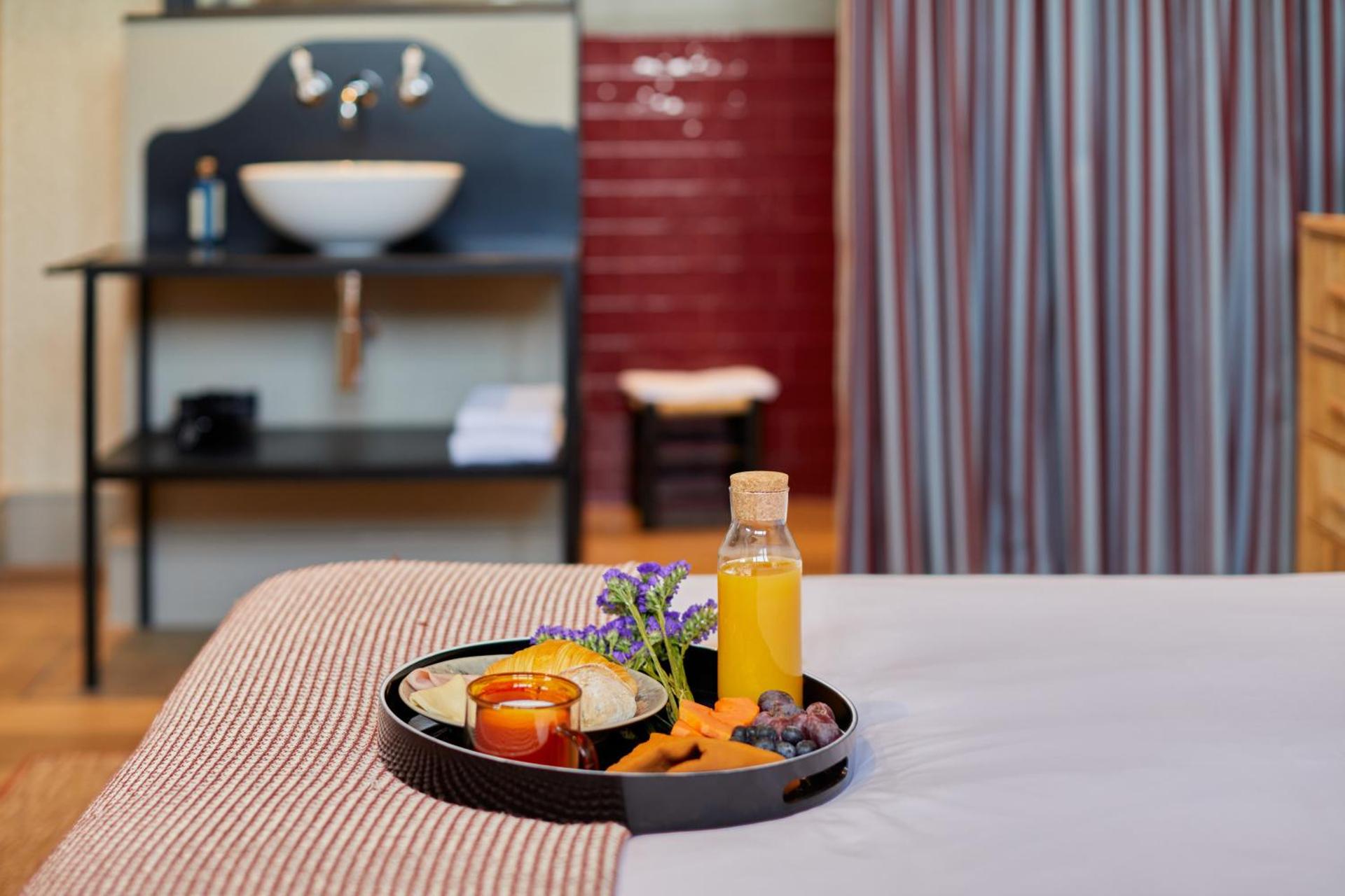 THE PINTA Boutique - Photo 45