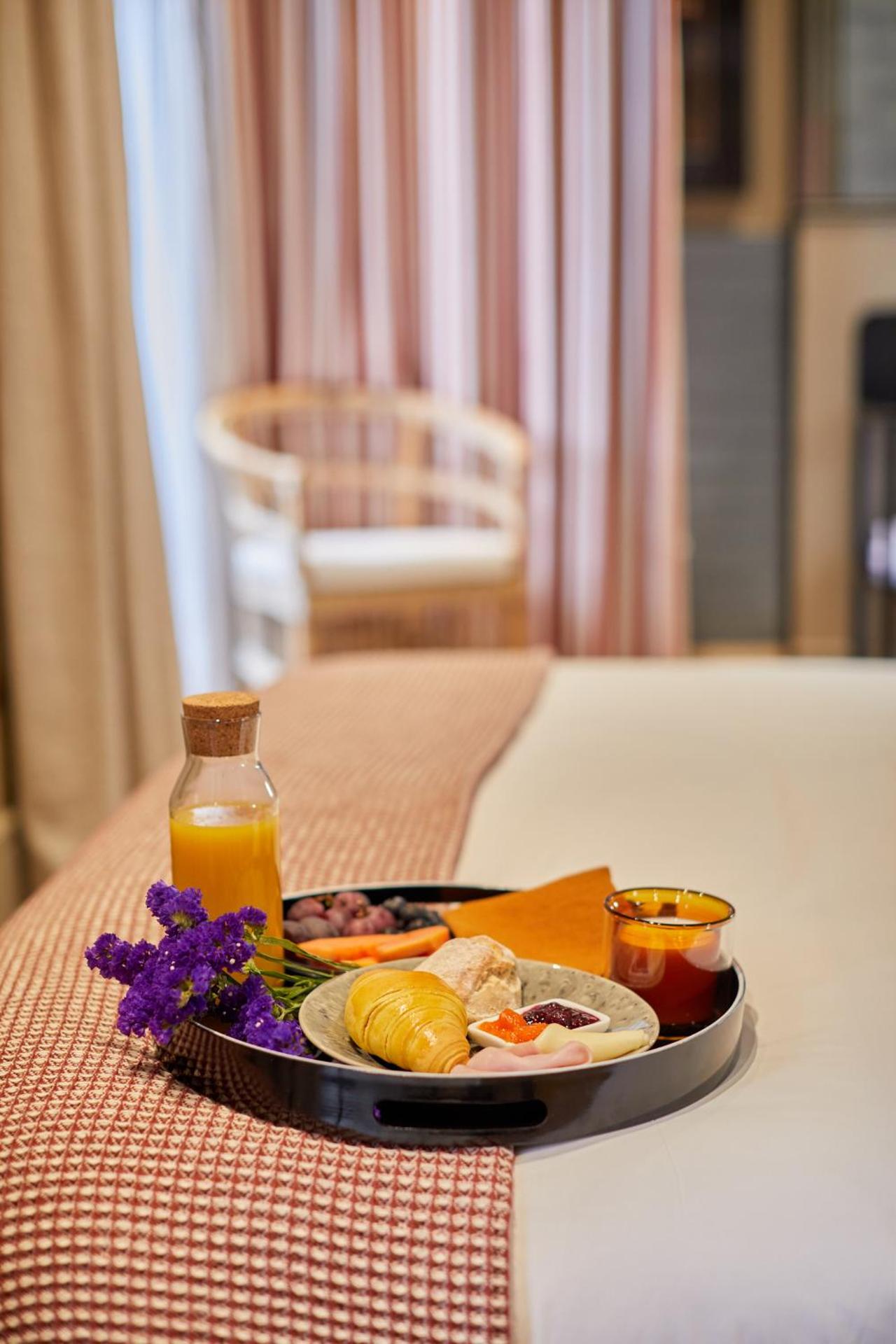 THE PINTA Boutique - Photo 61