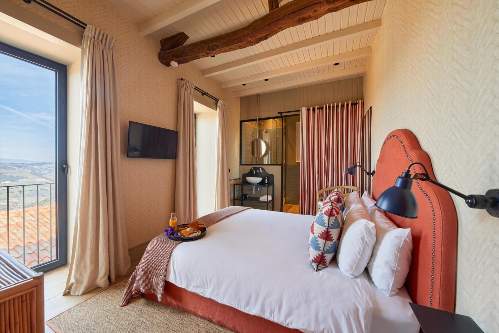 THE PINTA Boutique - Photo 84