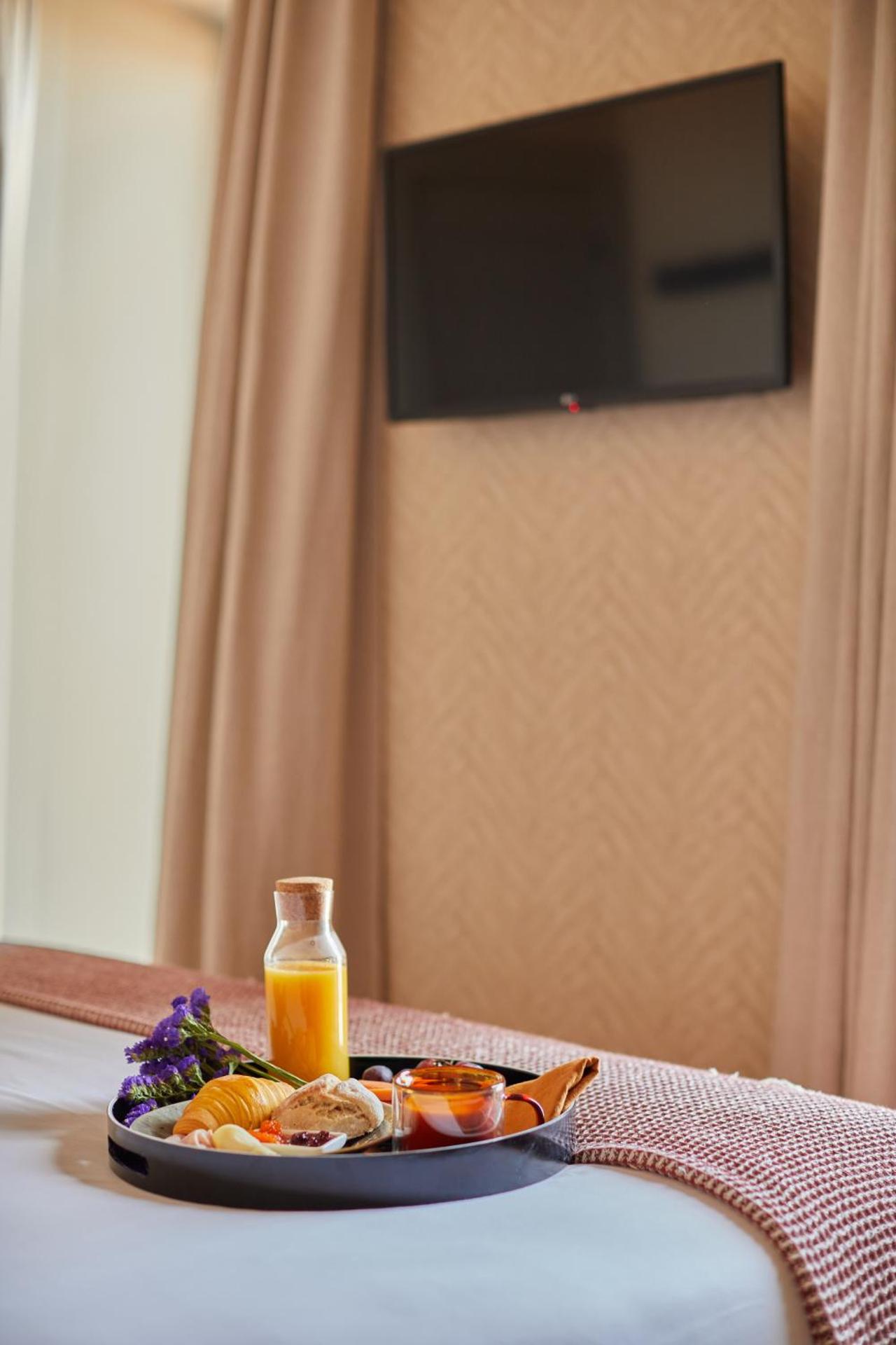 THE PINTA Boutique - Photo 87