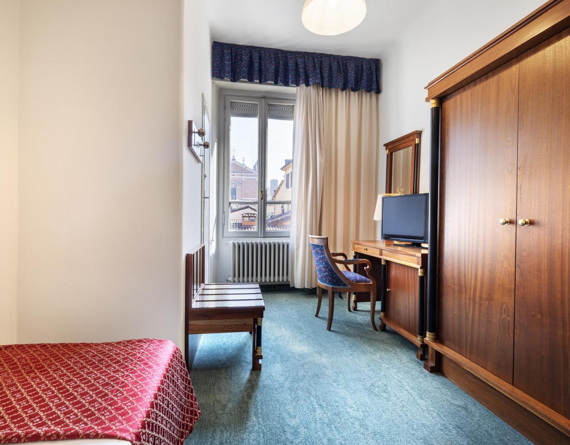 Hotel Palace Bologna Centro - Photo 2