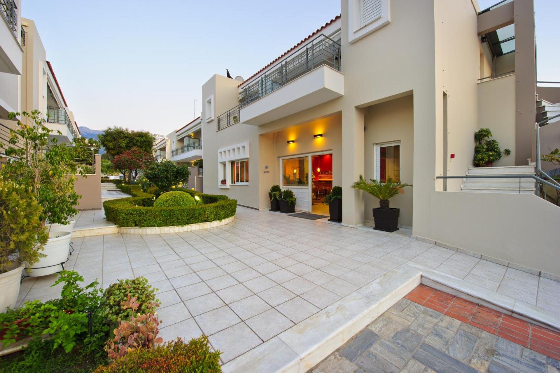 Castello Hotel - Photo 63