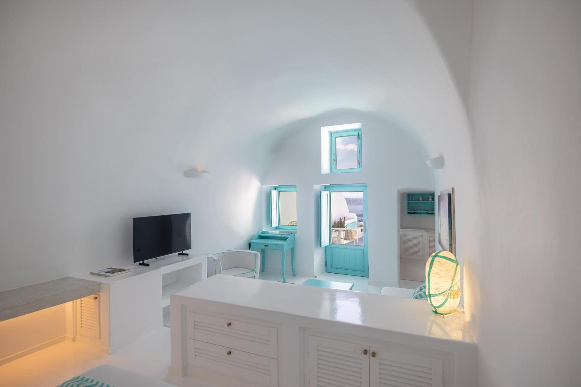 Dreams Luxury Suites - Photo 45