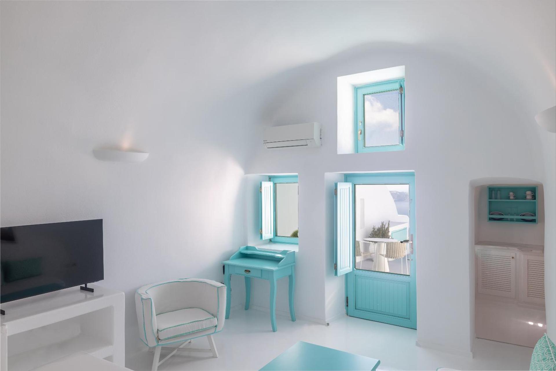 Dreams Luxury Suites - Photo 48