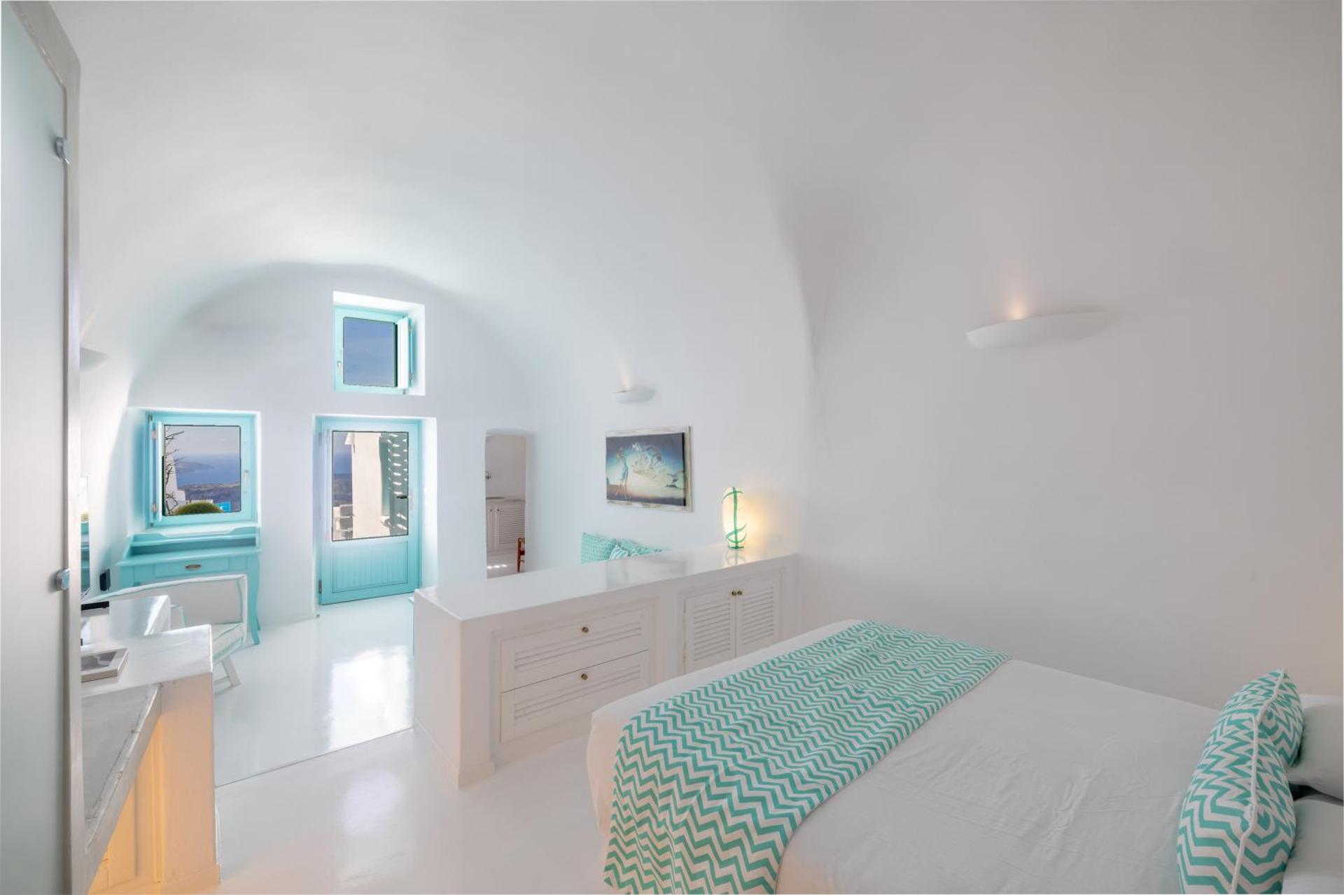 Dreams Luxury Suites - Photo 53