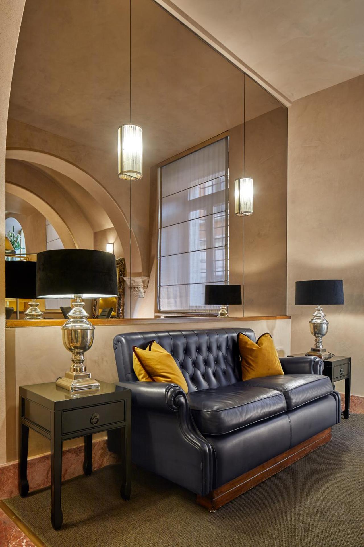 Hotel Accademia - Photo 17