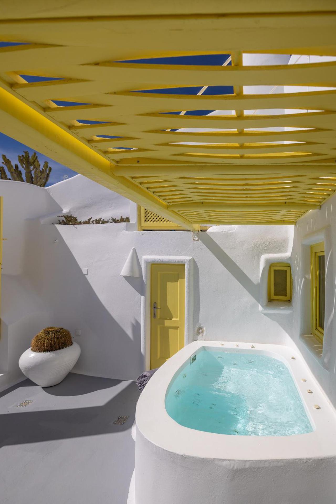 Dreams Luxury Suites - Photo 75