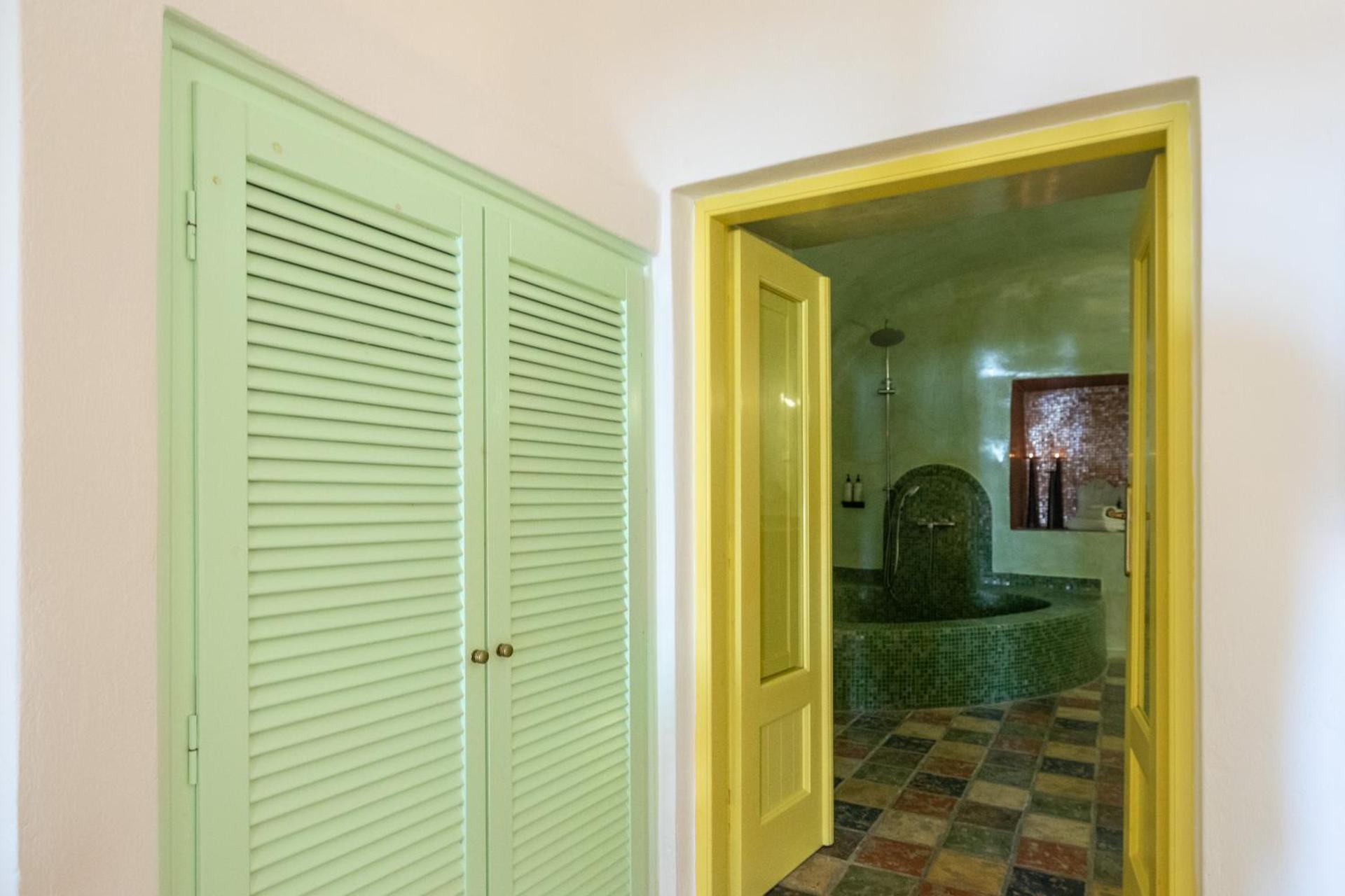 Dreams Luxury Suites - Photo 78