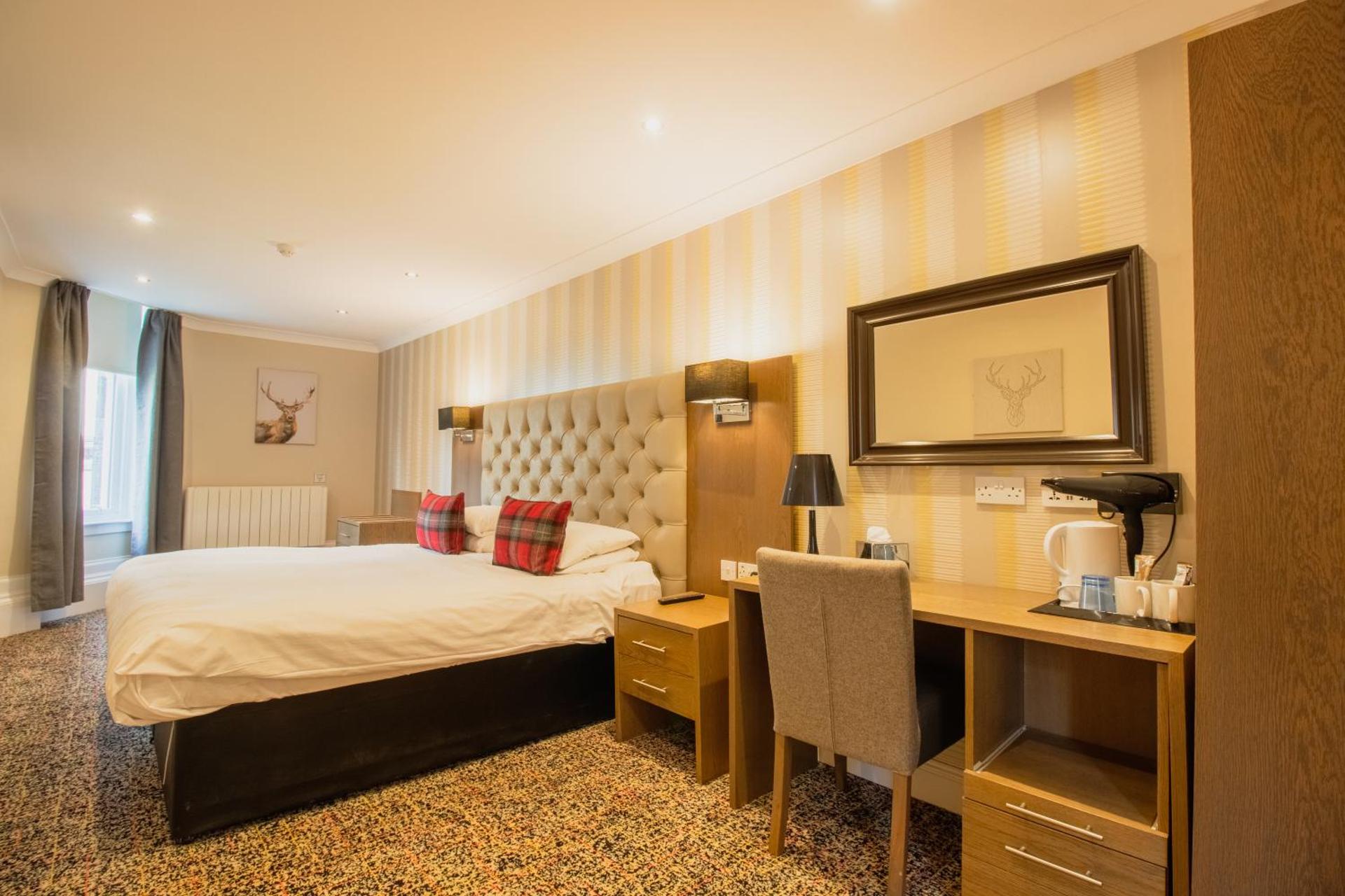 Embassy Apartments - Photo 28