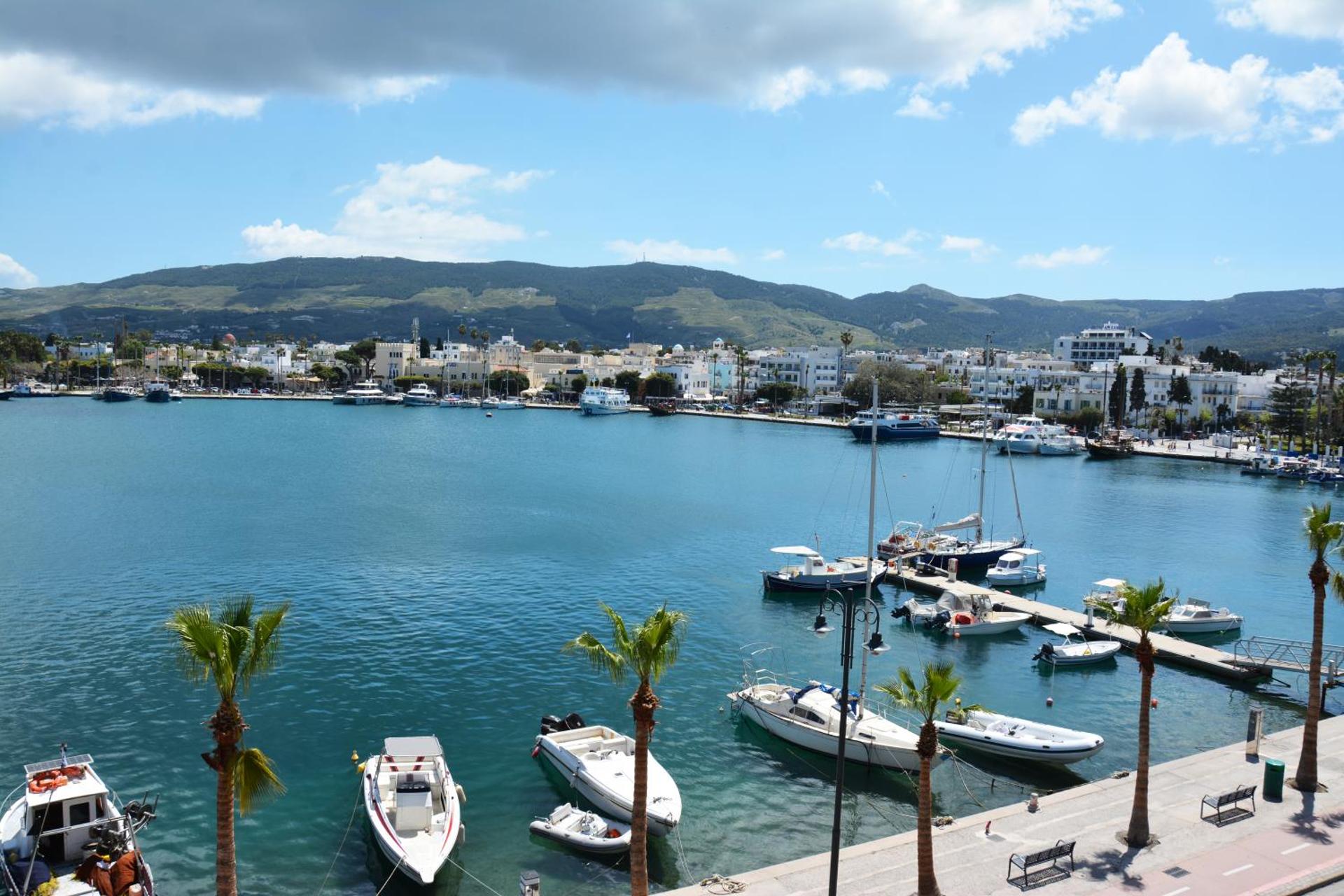 Kosta Palace - Photo 72