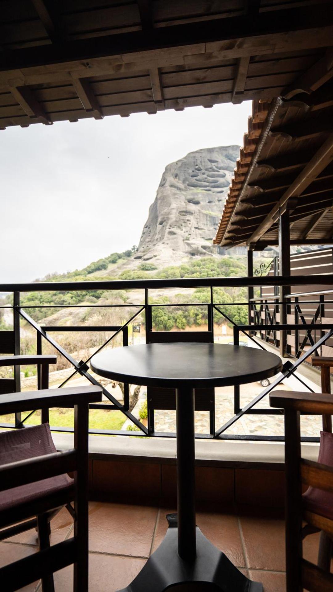 Dellas Boutique Hotel - Photo 10