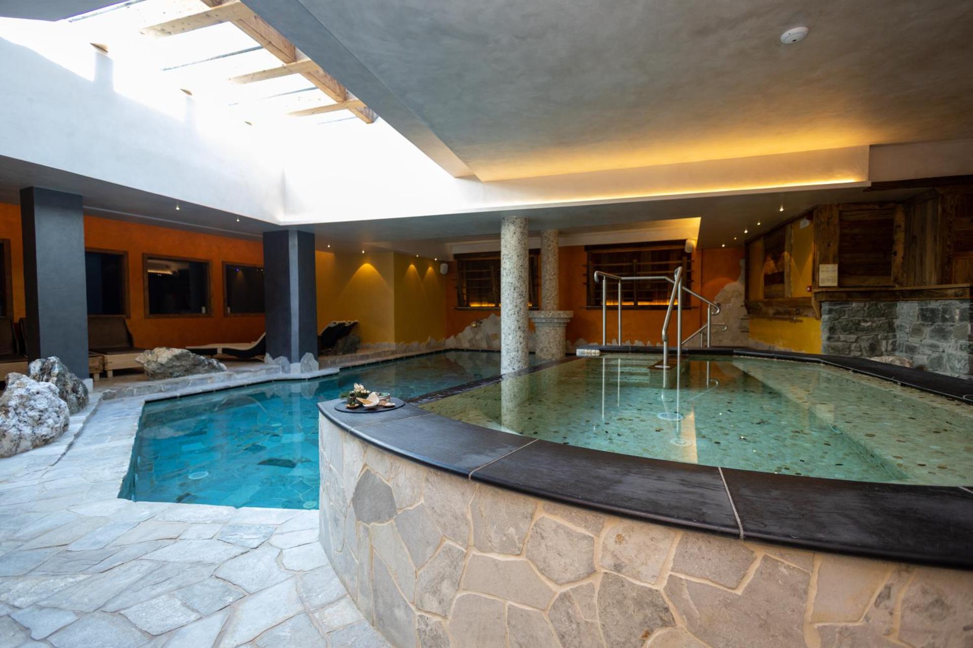 Hotel Bucaneve - Photo 64