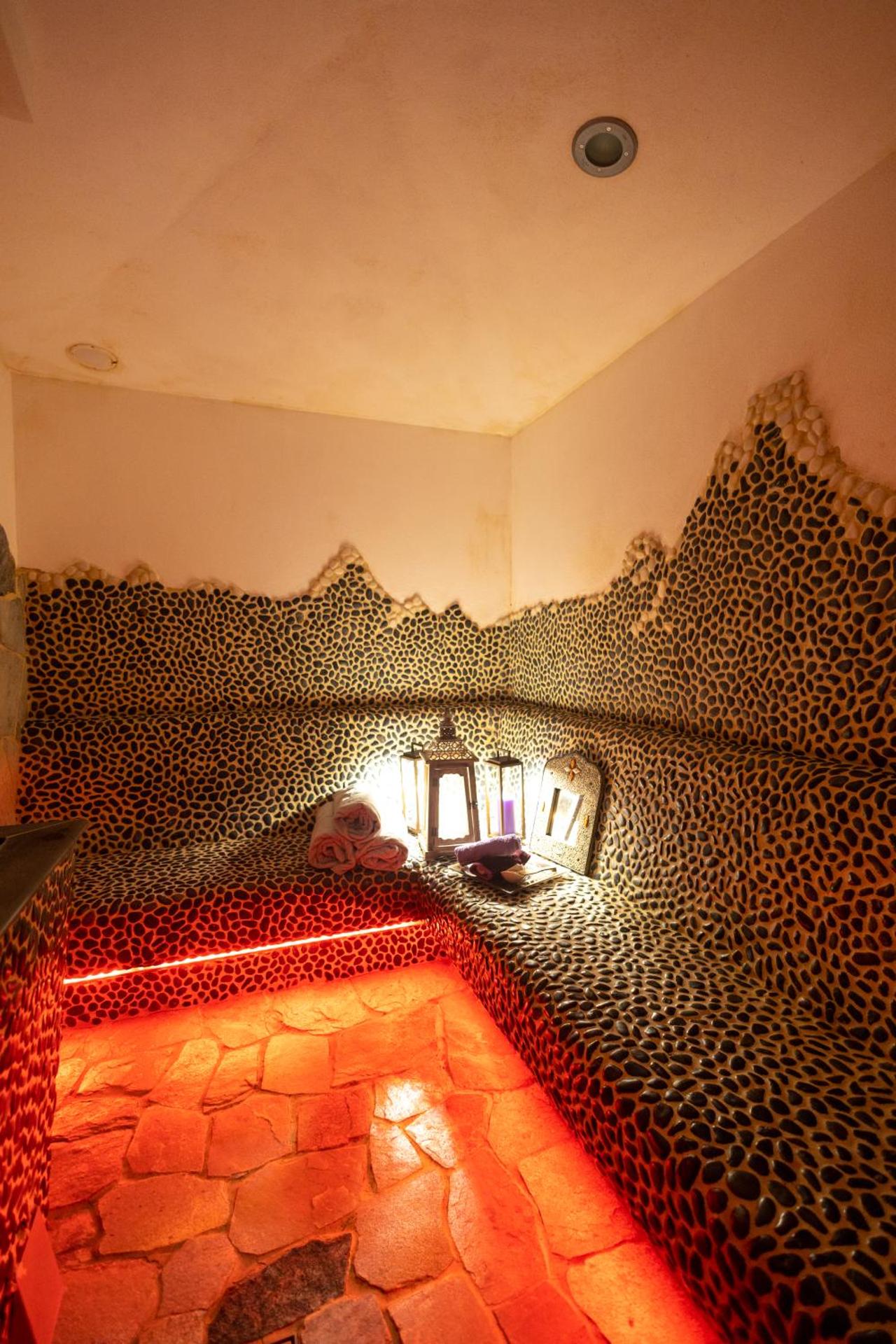 Hotel Bucaneve - Photo 31