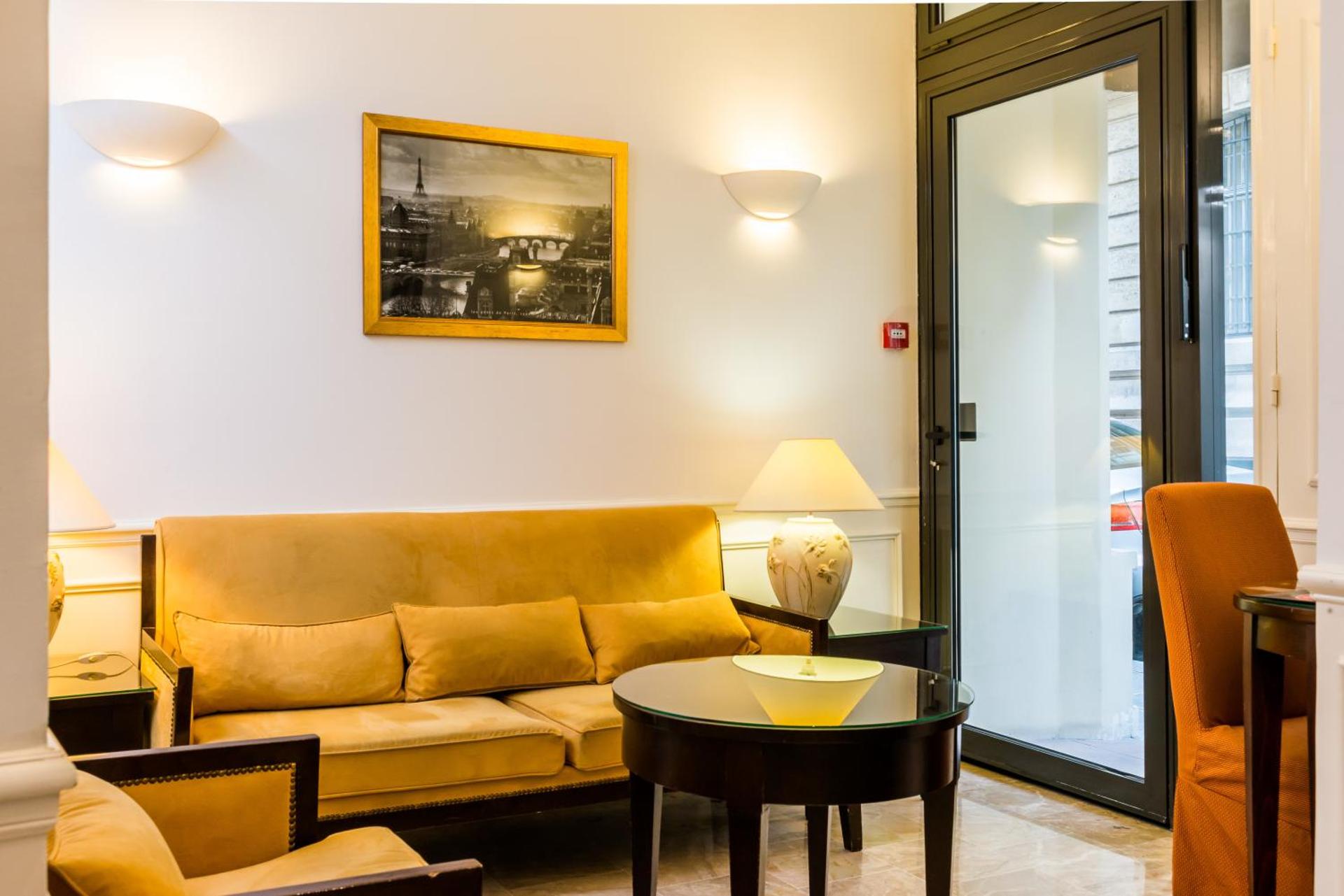 Austin's Arts Et Metiers Hotel - Photo 18