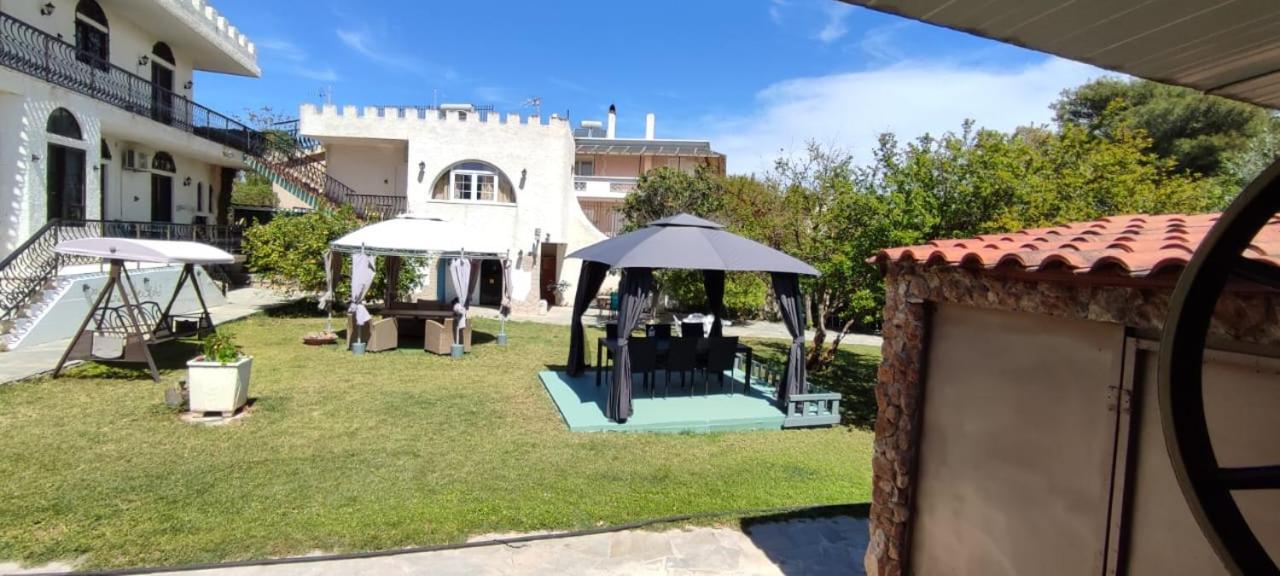 Castle By The Sea - Photo 13