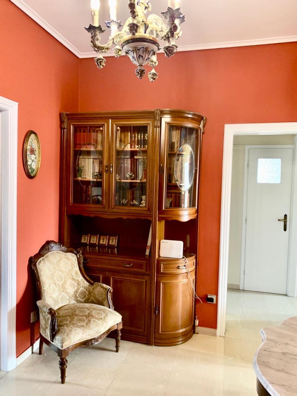 Athina Apartments - Photo 7