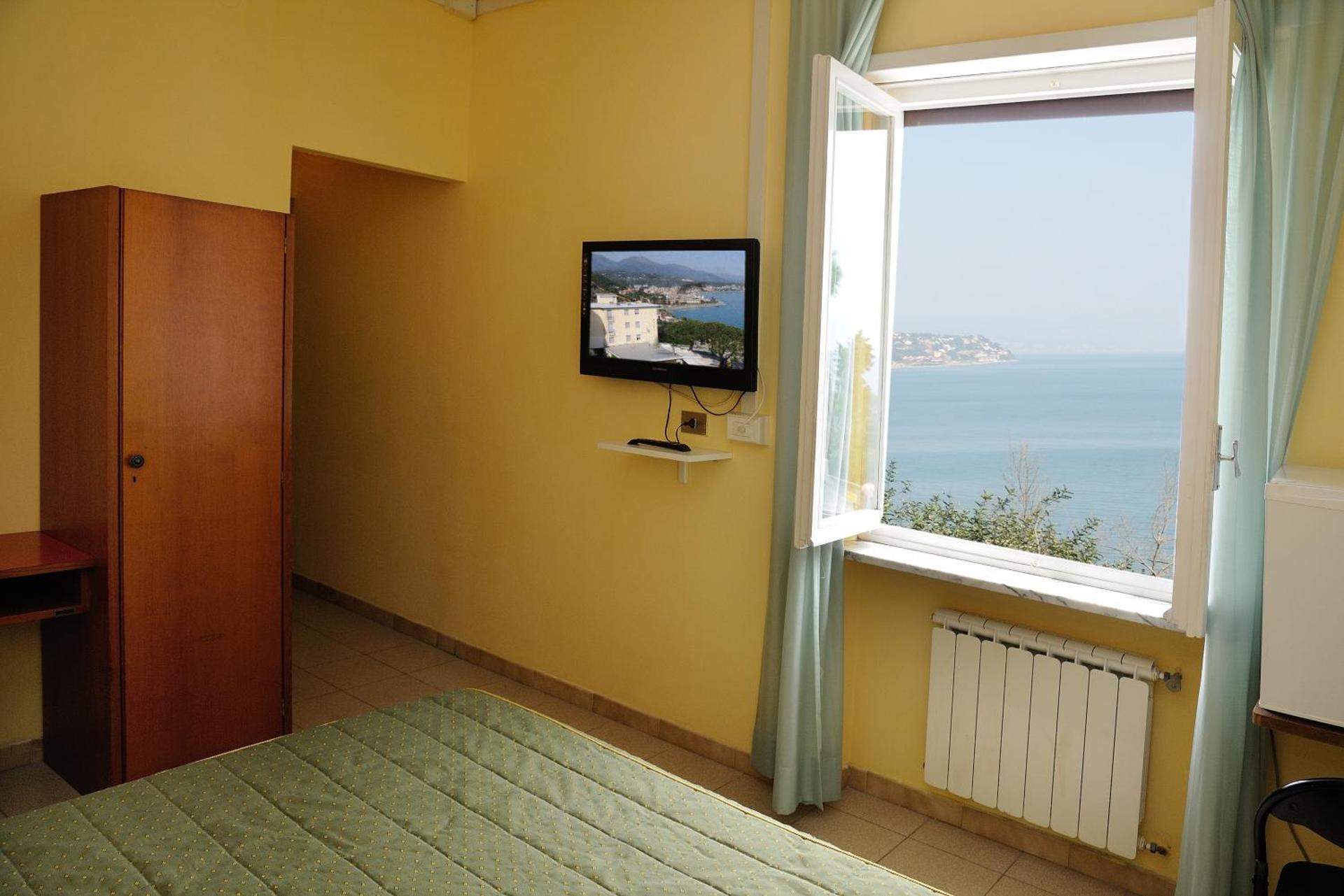 Hotel Puntabella - Photo 56