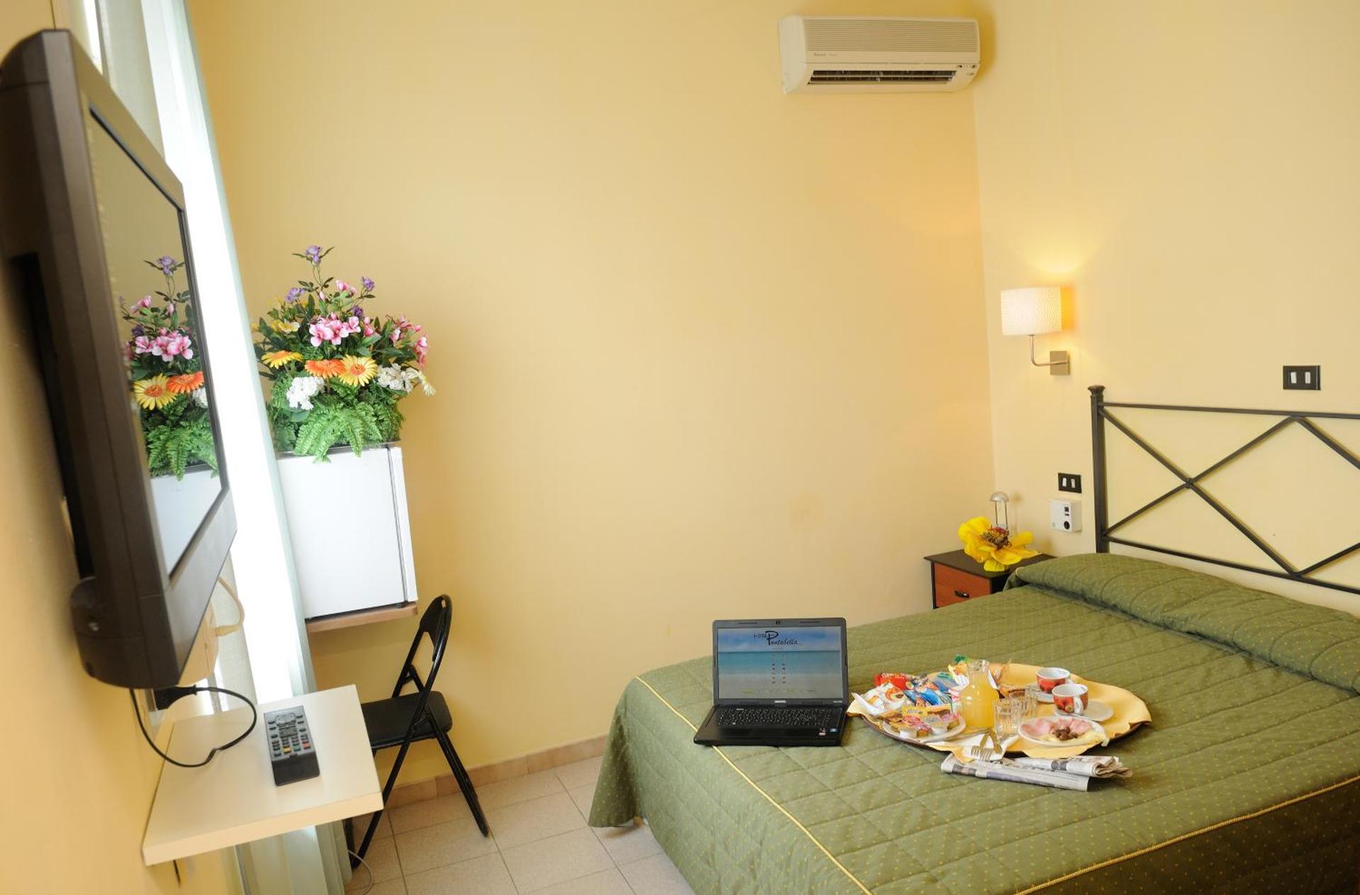 Hotel Puntabella - Photo 59