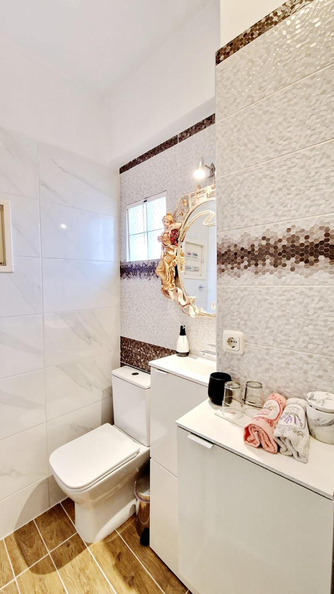 Artistic Villa Luxury - Photo 6