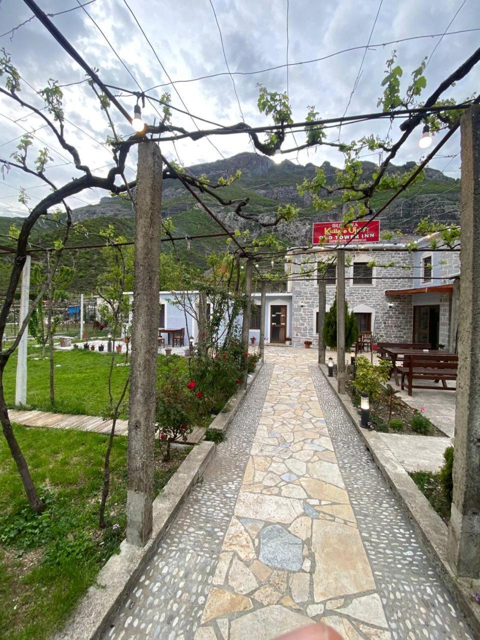 Kulla e Vjeter (Bar Restaurant, Guesthouse, Parking and Camping) - Photo 14