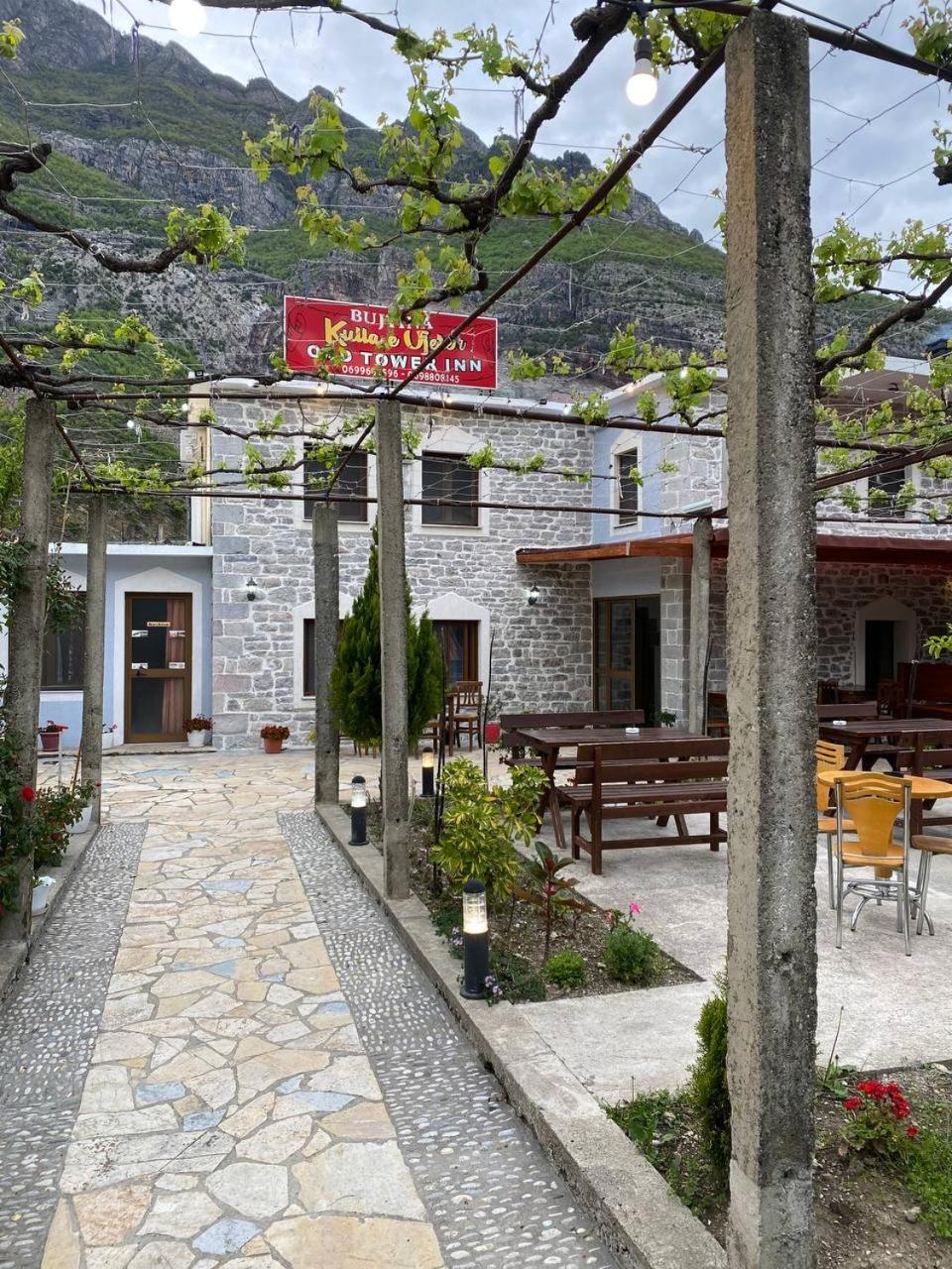 Kulla e Vjeter (Bar Restaurant, Guesthouse, Parking and Camping) - Photo 24