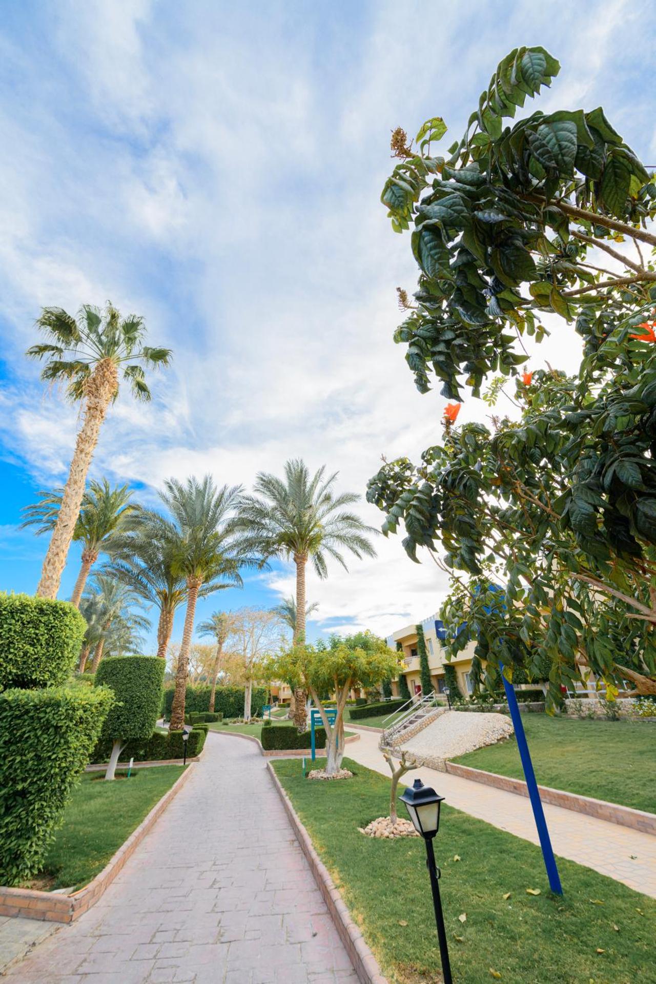 Golden Beach Resort - Photo 106