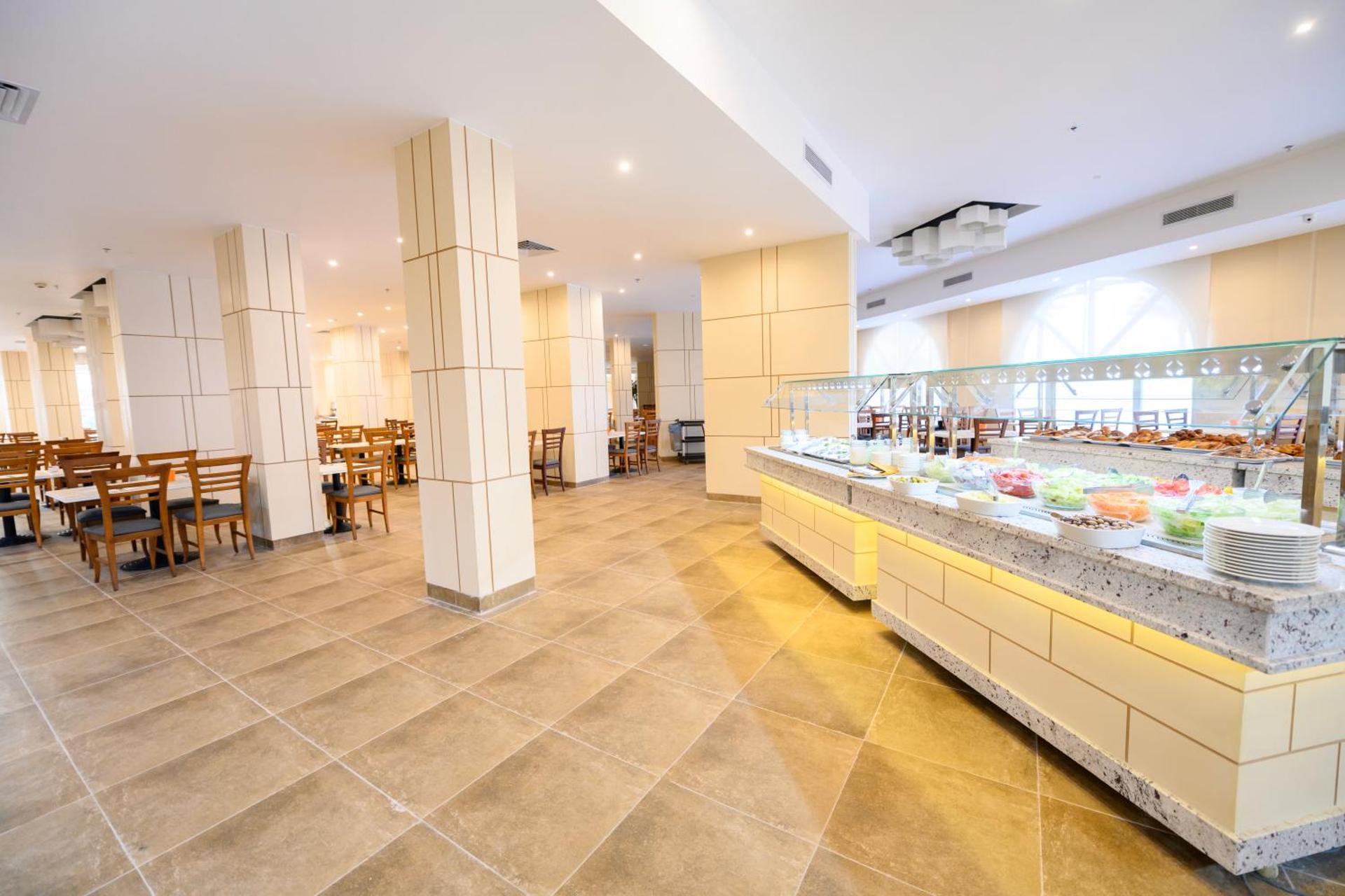 Golden Beach Resort - Photo 112