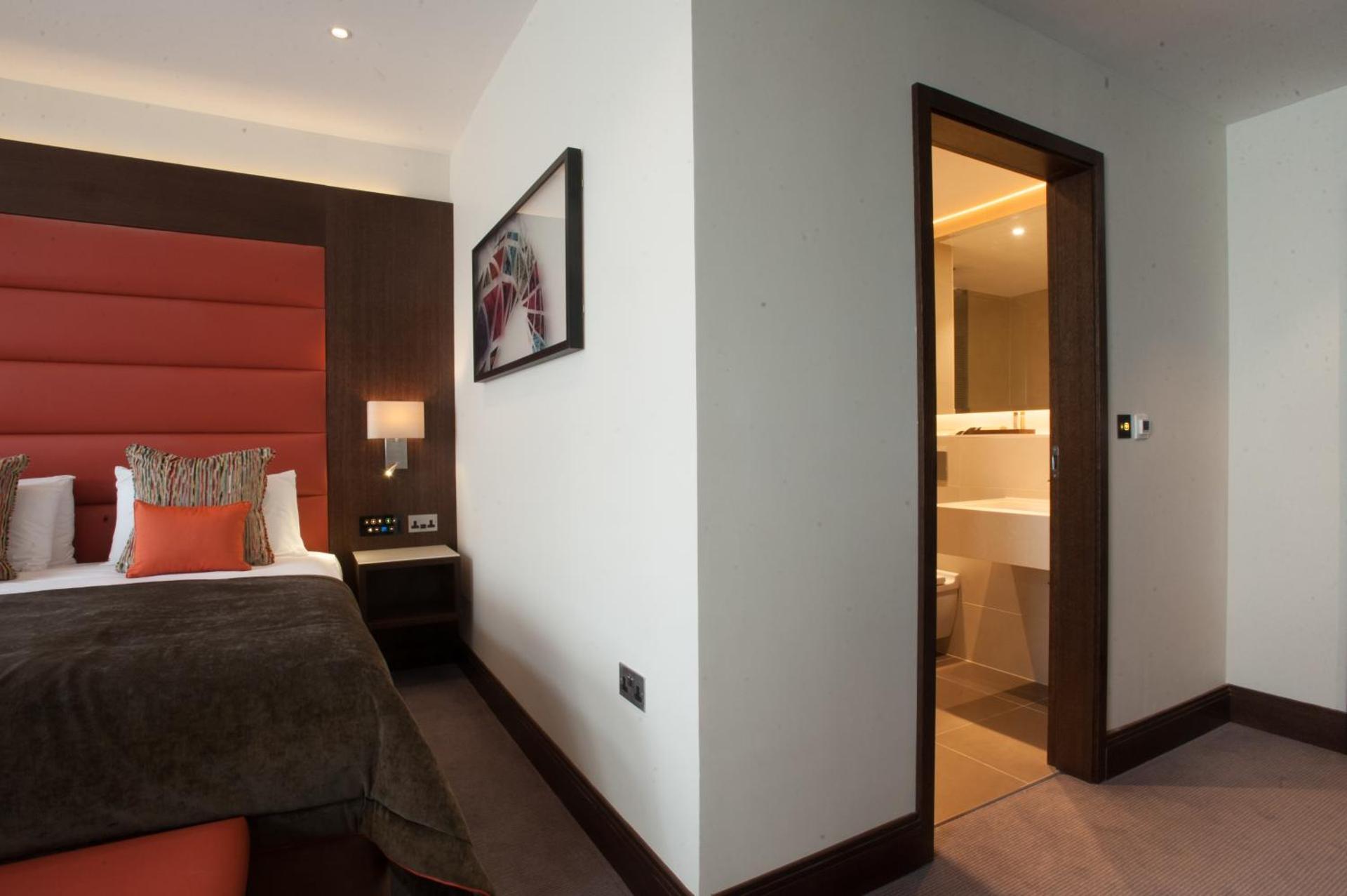 St George's Hotel - Wembley - Photo 7