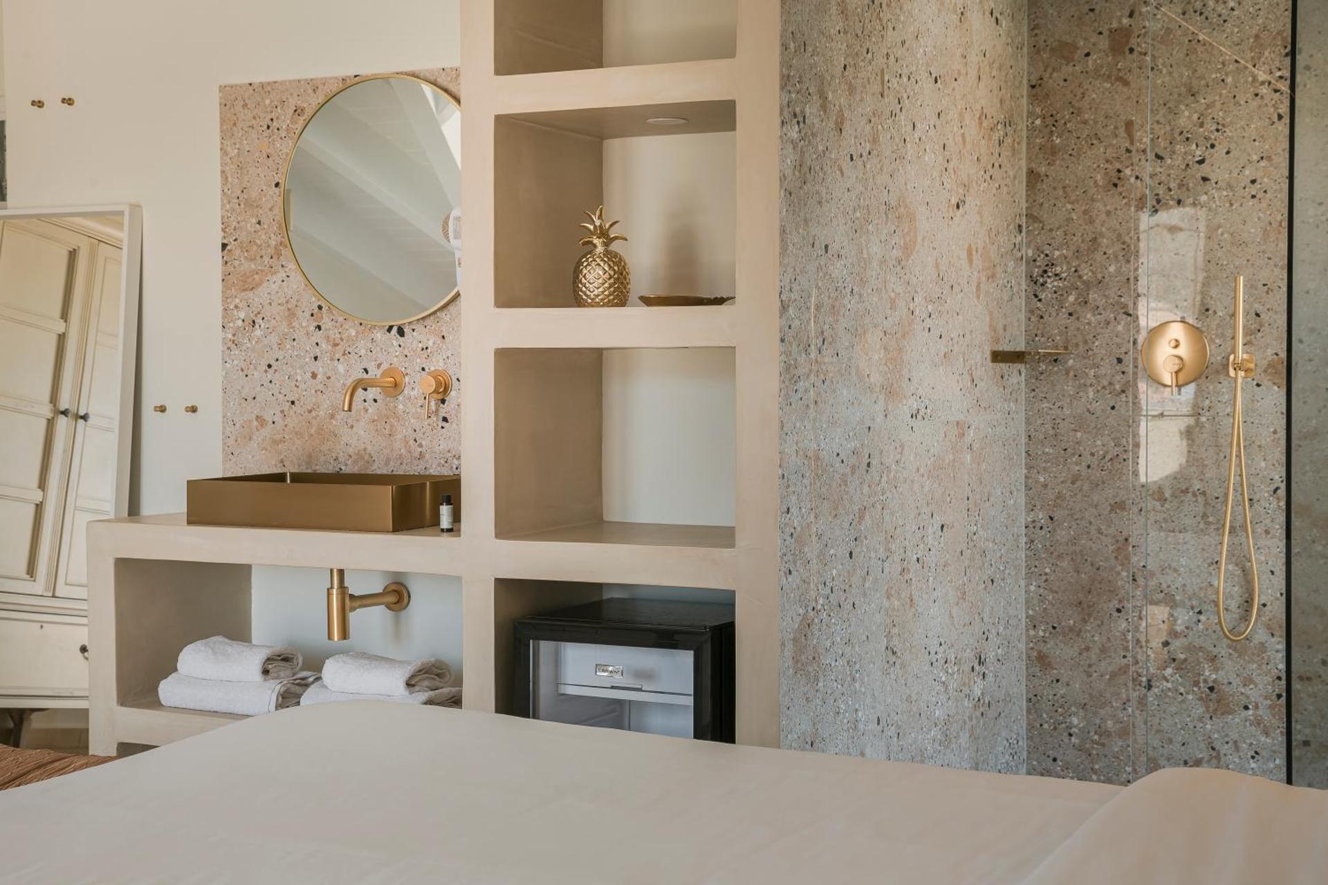 Alley Boutique Hotel and Spa - Photo 131