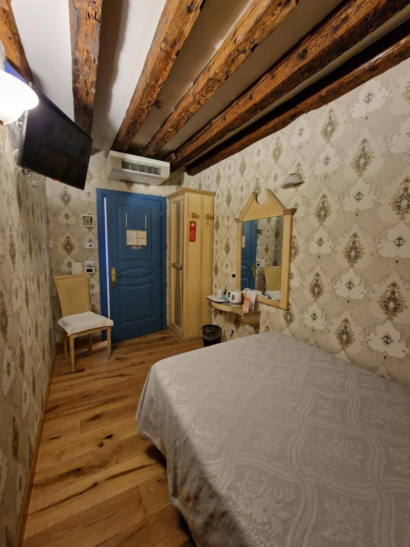 Single Room - Annex