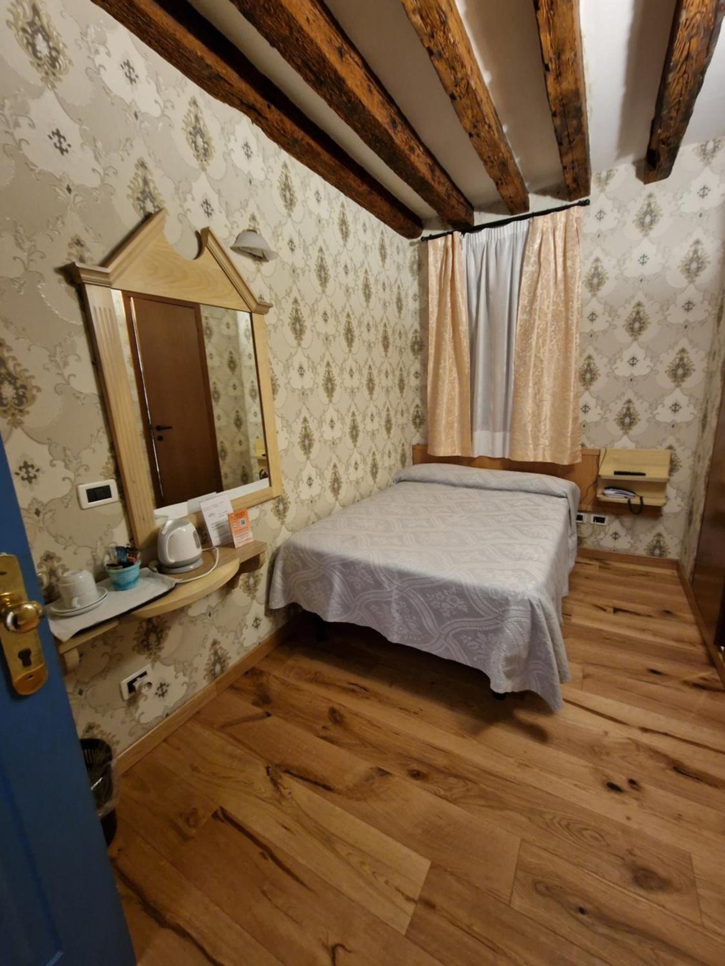 Hotel Tintoretto - Photo 26