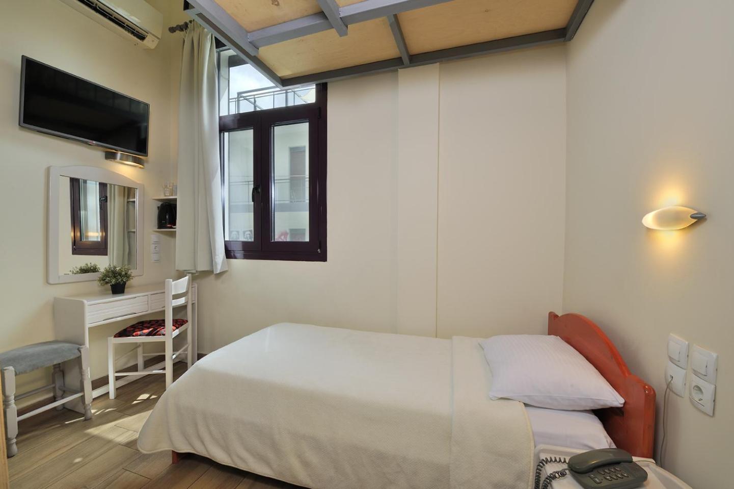 Dryades & Orion Hotel - Photo 37