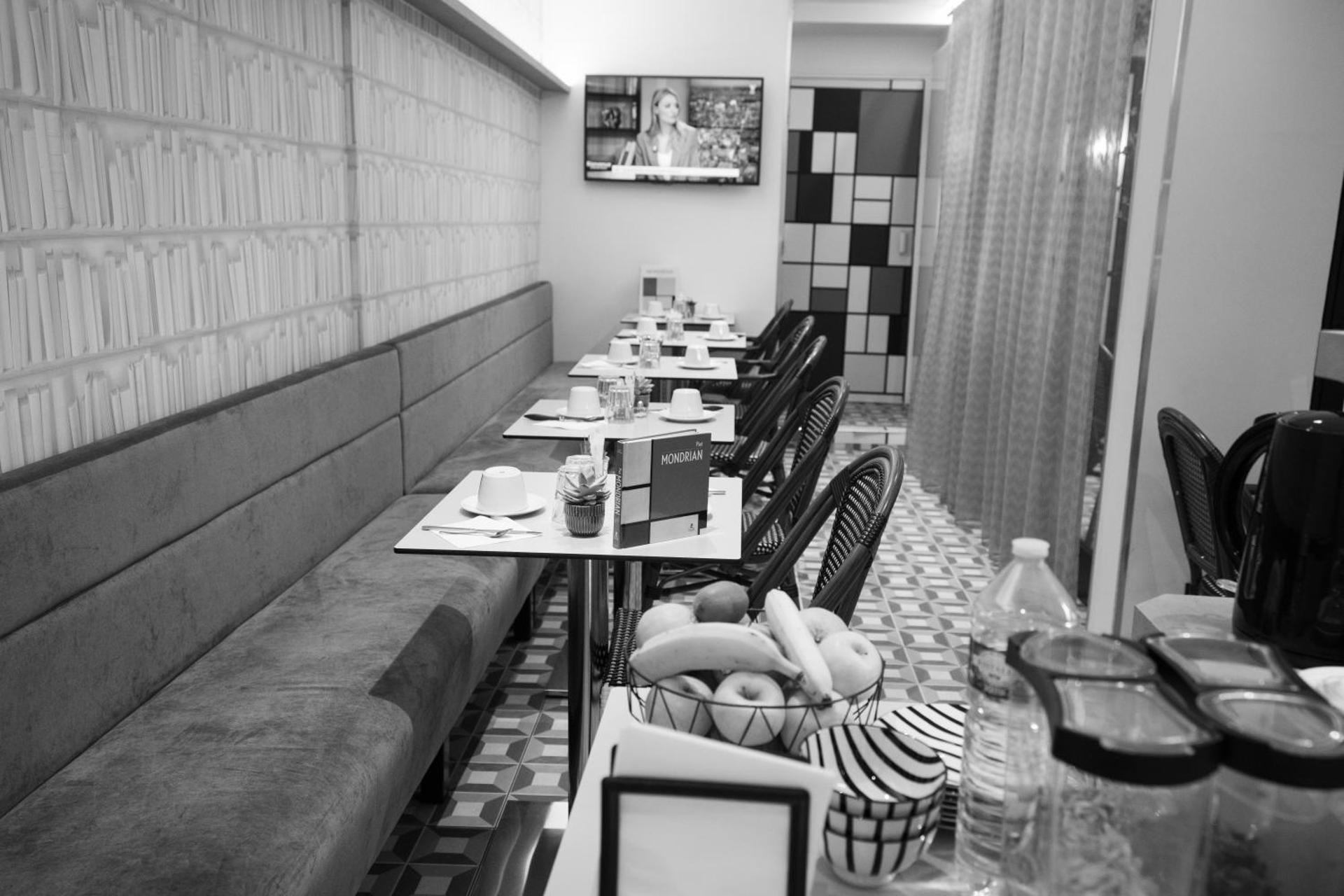 Hôtel Du Mont Dore Batignolles - Photo 64