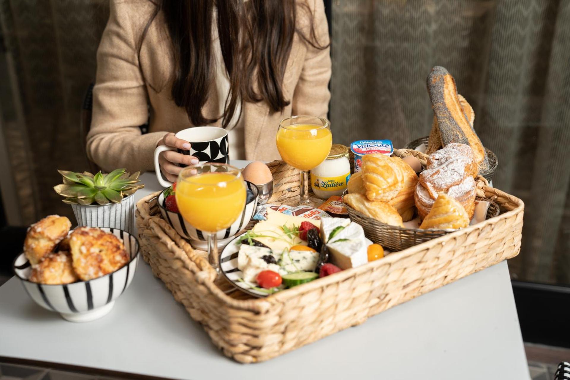 Hôtel Du Mont Dore Batignolles - Photo 68