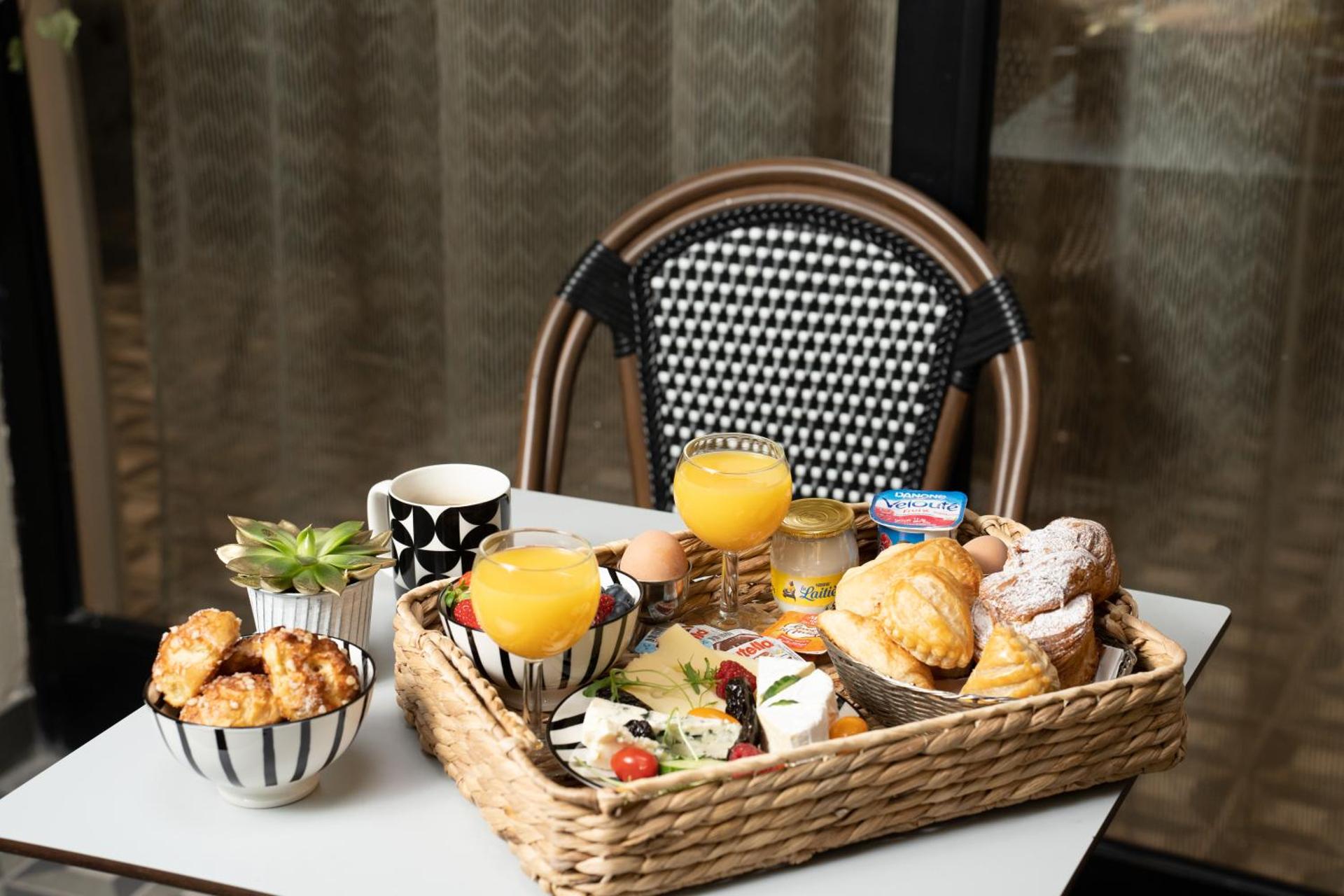 Hôtel Du Mont Dore Batignolles - Photo 70