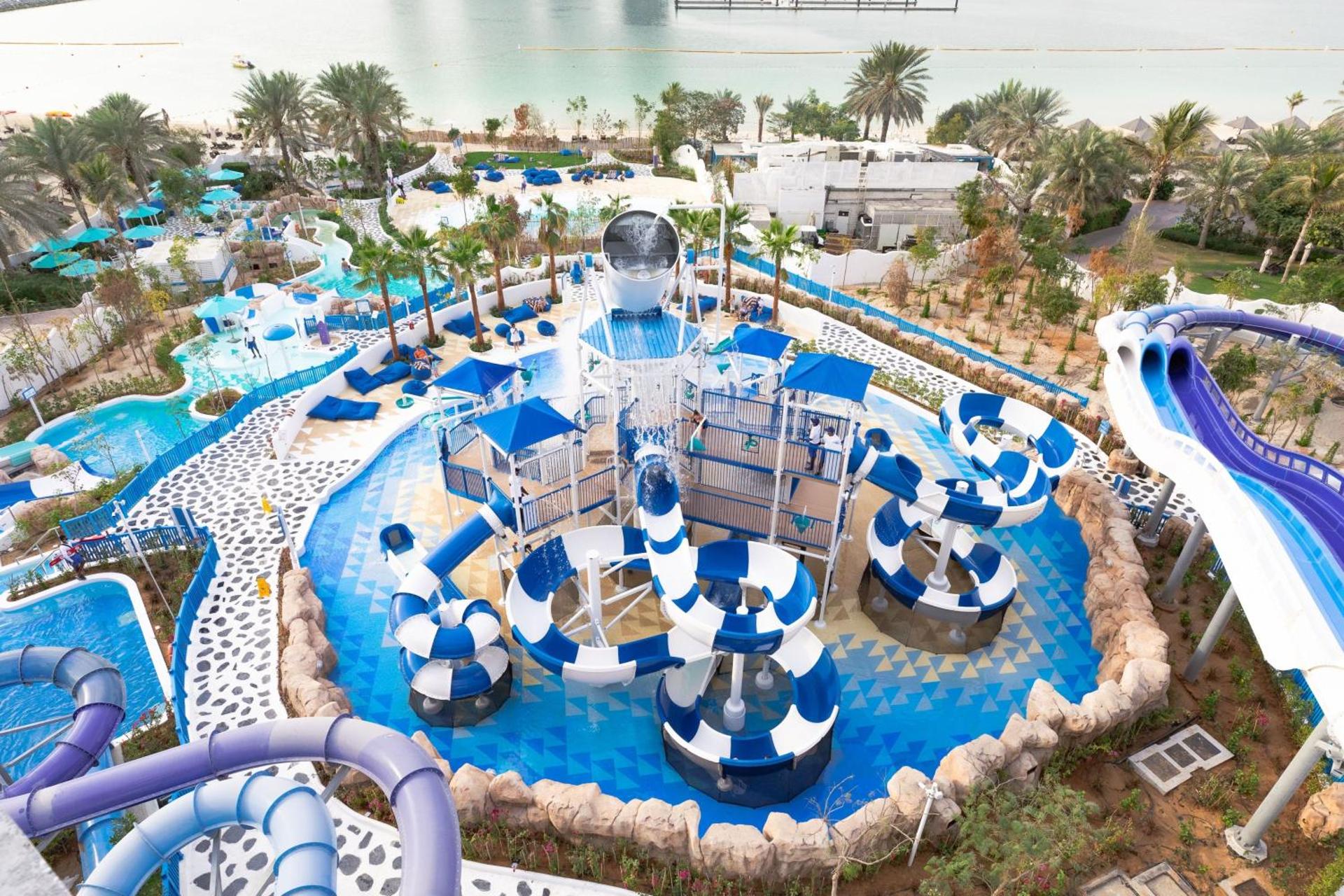 Le Meridien Mina Seyahi Beach Resort & Waterpark - Photo 3