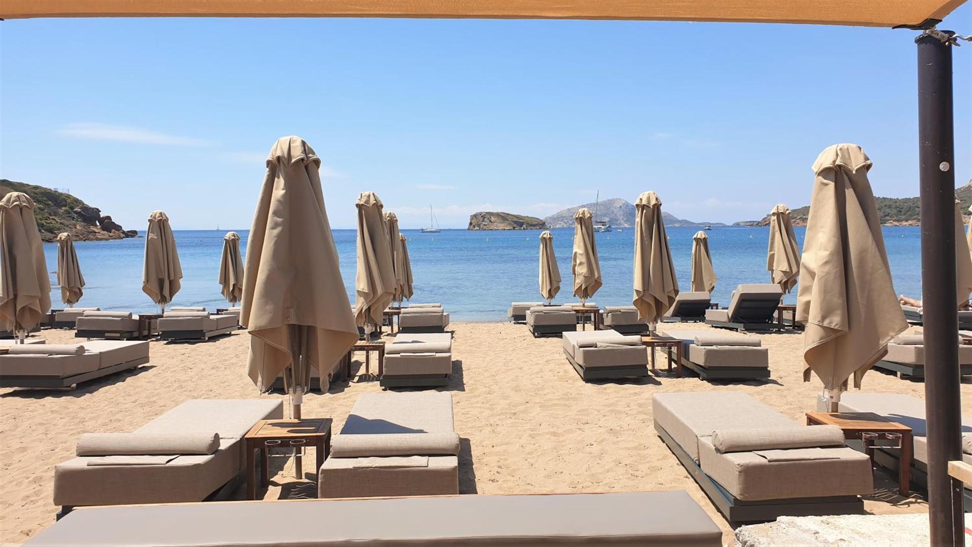 Aegeon Beach Hotel - Photo 71