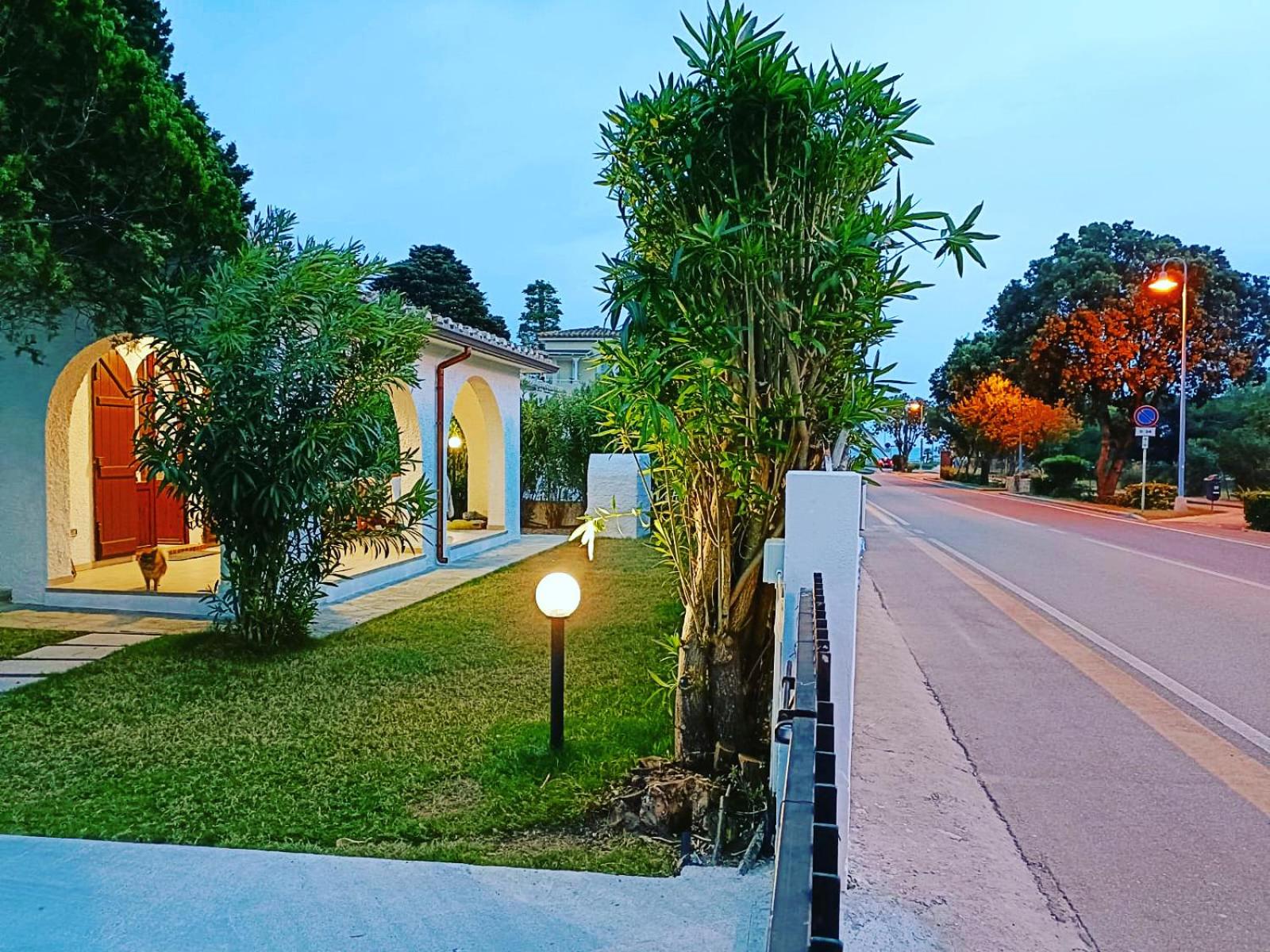 Villino Oleandro a pochi passi dalla spiaggia di Simius - Photo 3