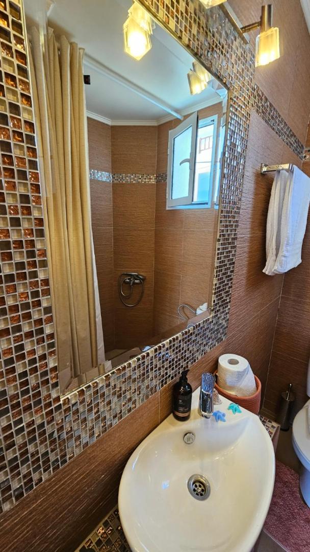 Geo Houses Milos - Photo 83