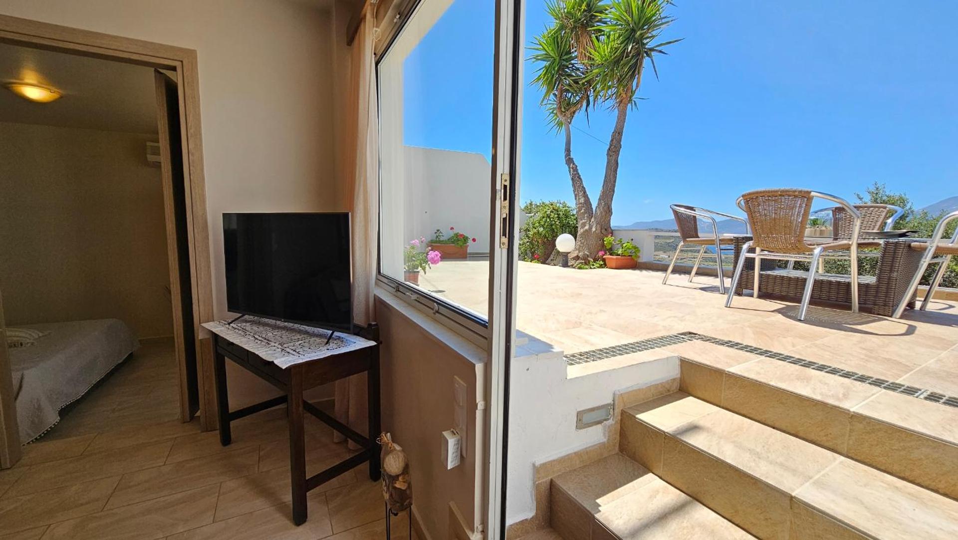 Geo Houses Milos - Photo 91