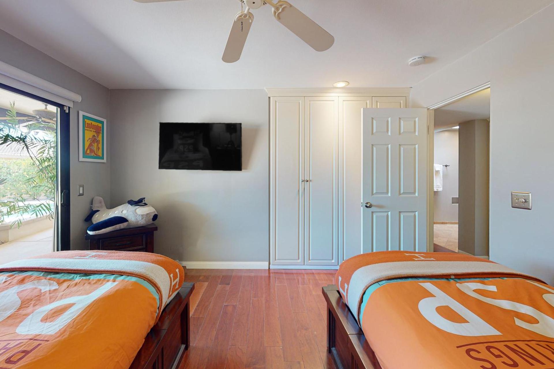 Where the Airways Meet the Fairways - Photo 8