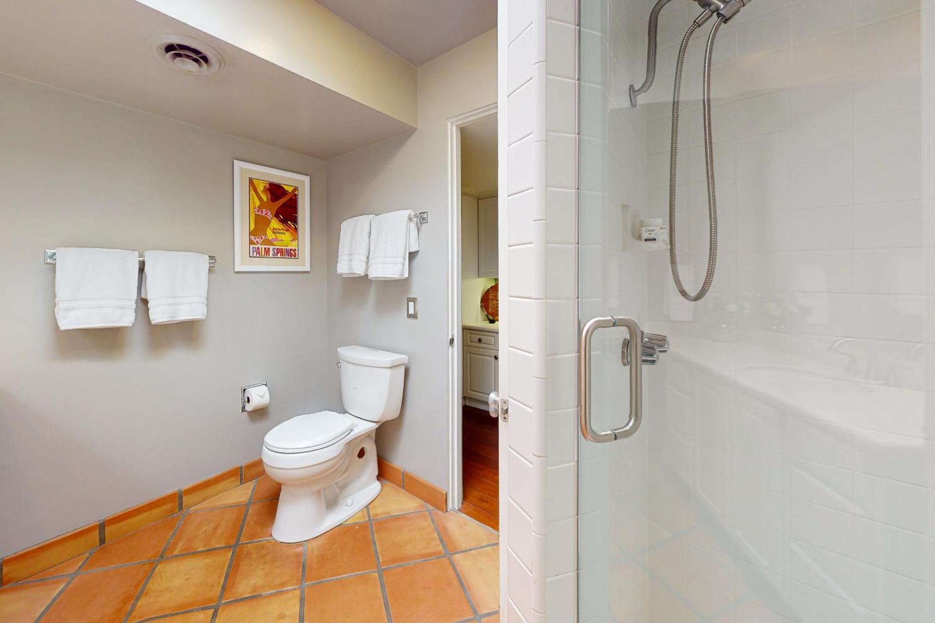 Where the Airways Meet the Fairways - Photo 10