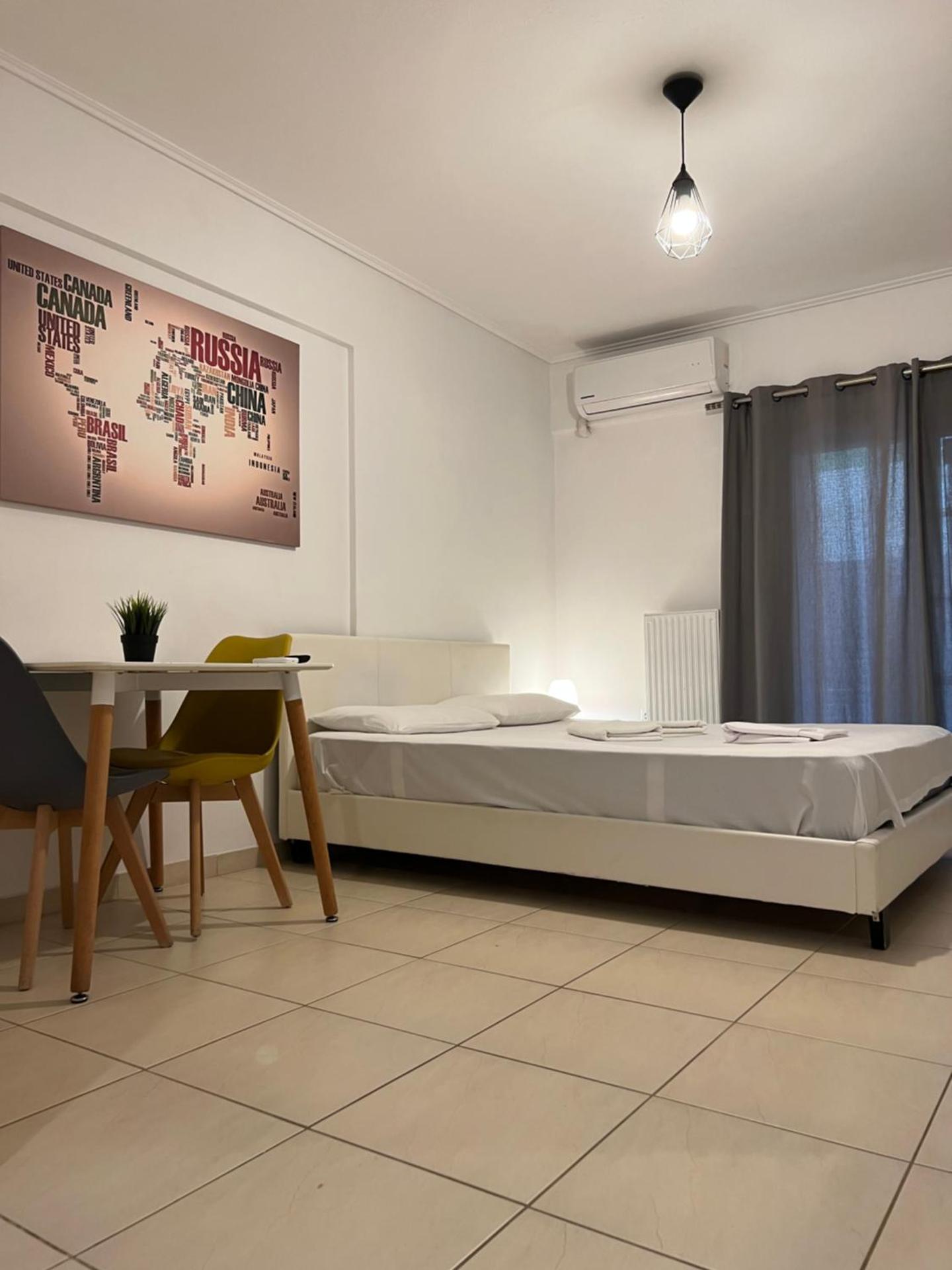 Jacuzzi studio close to athens airport!! - Photo 17