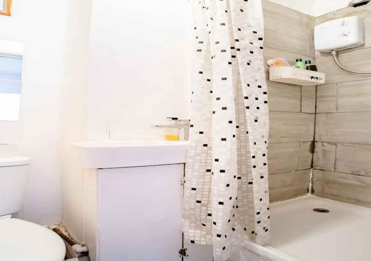 Homestay near Tottenham Hotspur Stadium - Photo 7