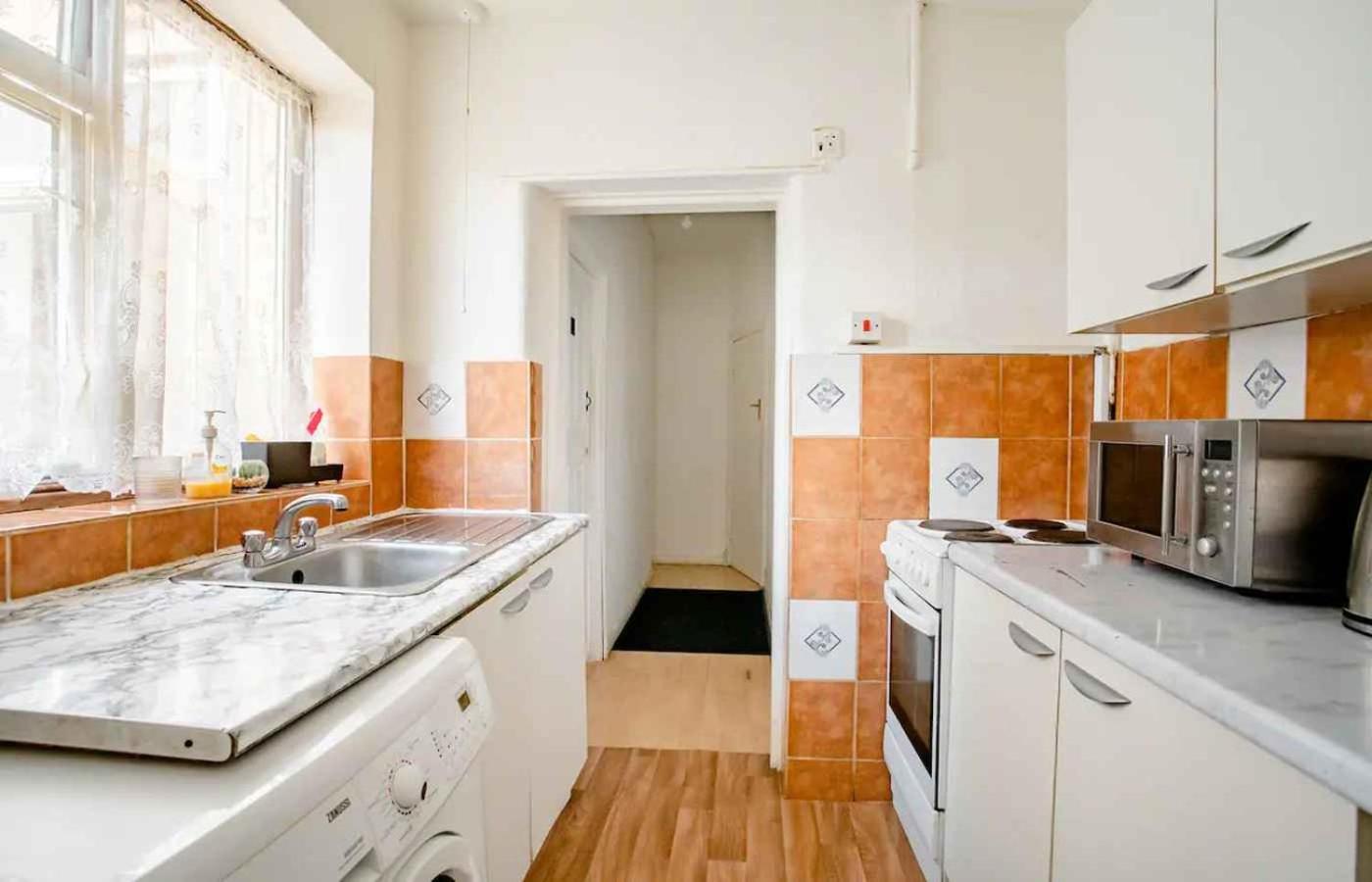 Homestay near Tottenham Hotspur Stadium - Photo 9