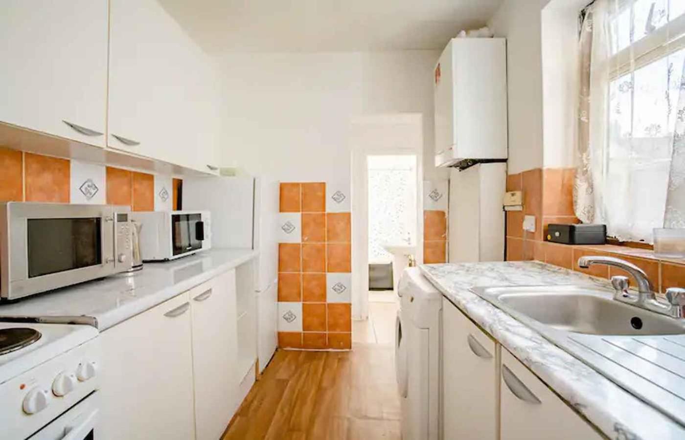 Homestay near Tottenham Hotspur Stadium - Photo 8