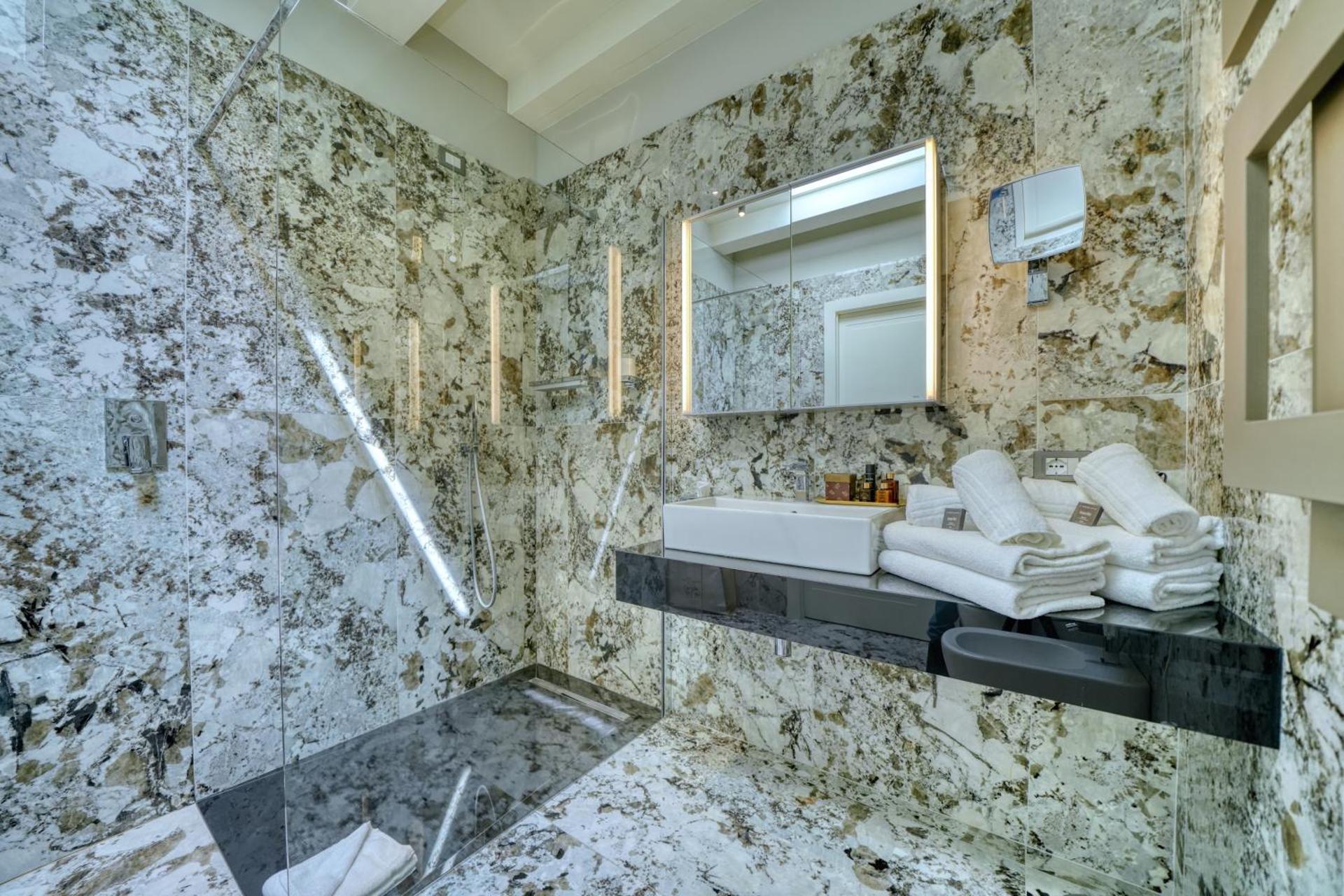 Palazzo della Scala Spa Hotel Suites & Apartments - Photo 125