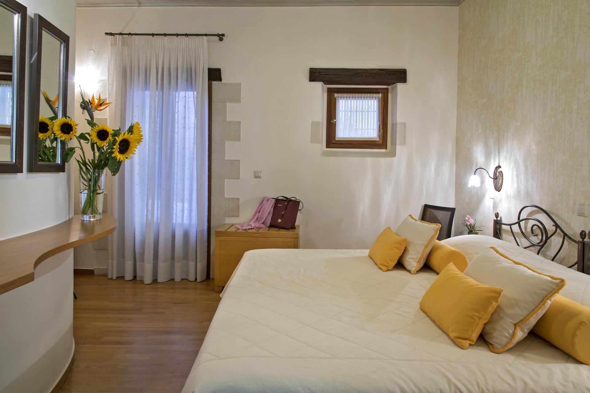Ionas Boutique Hotel - Photo 31